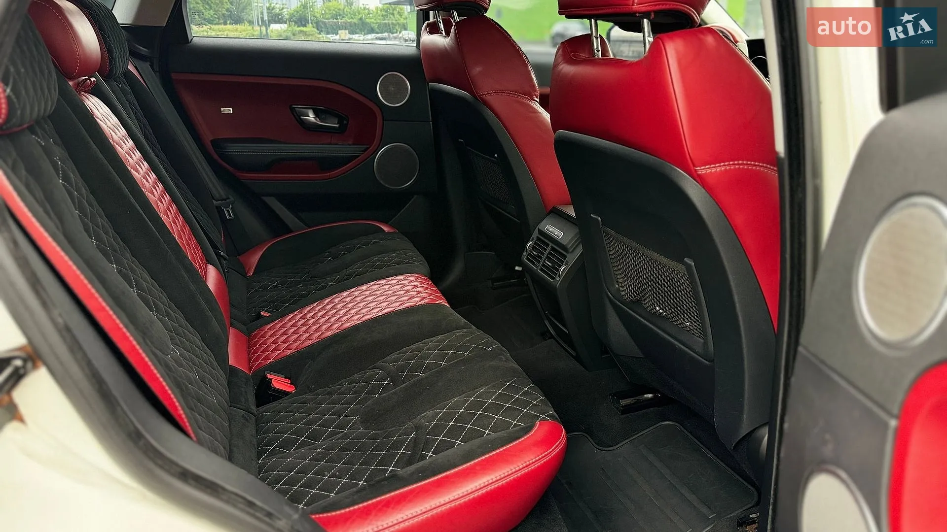 2014 Land Rover Range Rover Evoque - мініатюра 18
