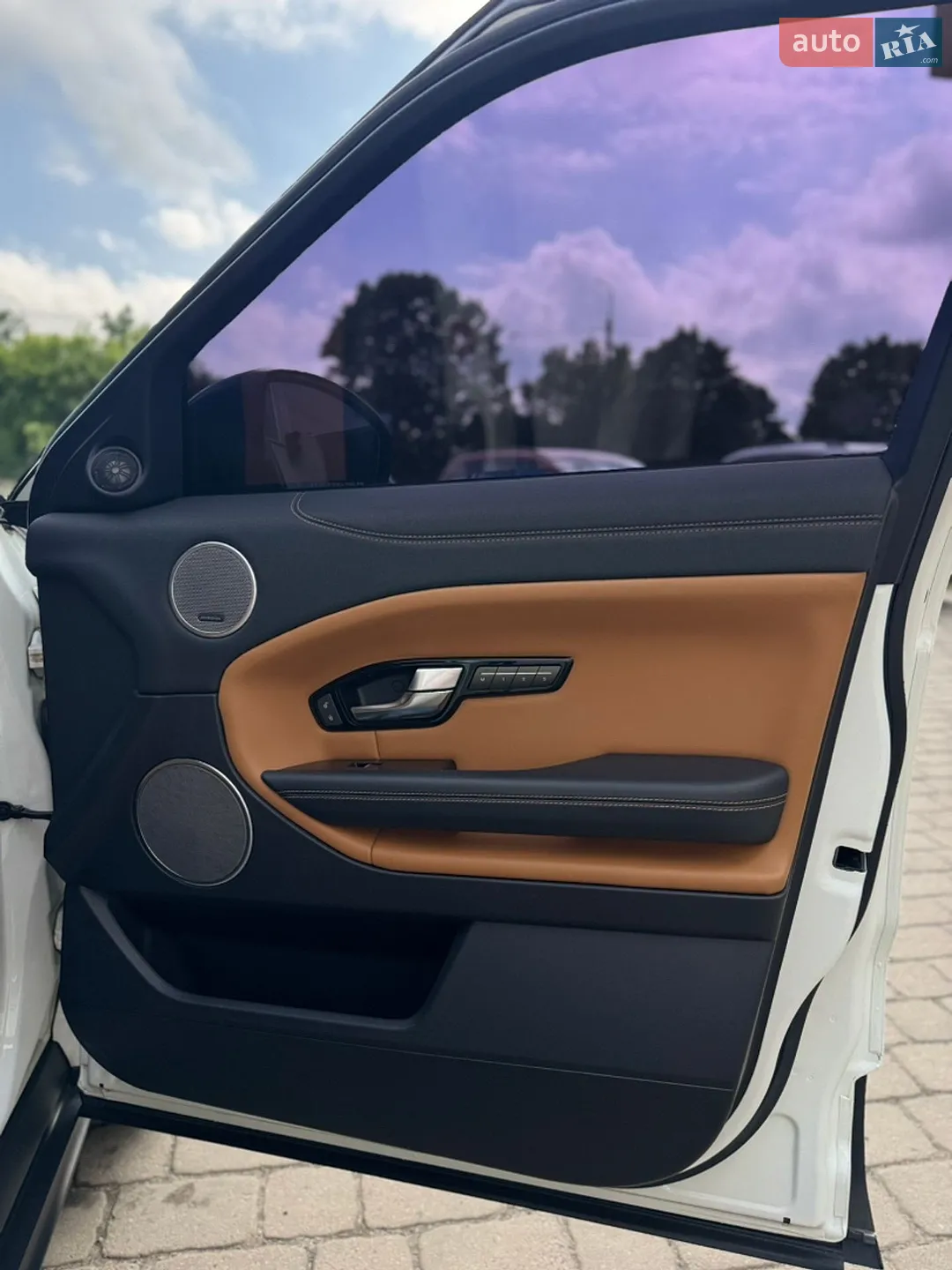 2017 Land Rover Range Rover Evoque - мініатюра 43