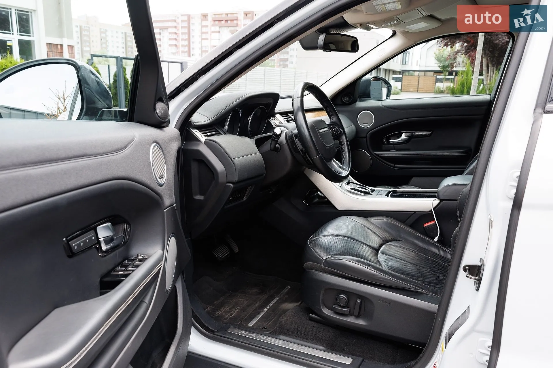 2015 Land Rover Range Rover Evoque - мініатюра 15