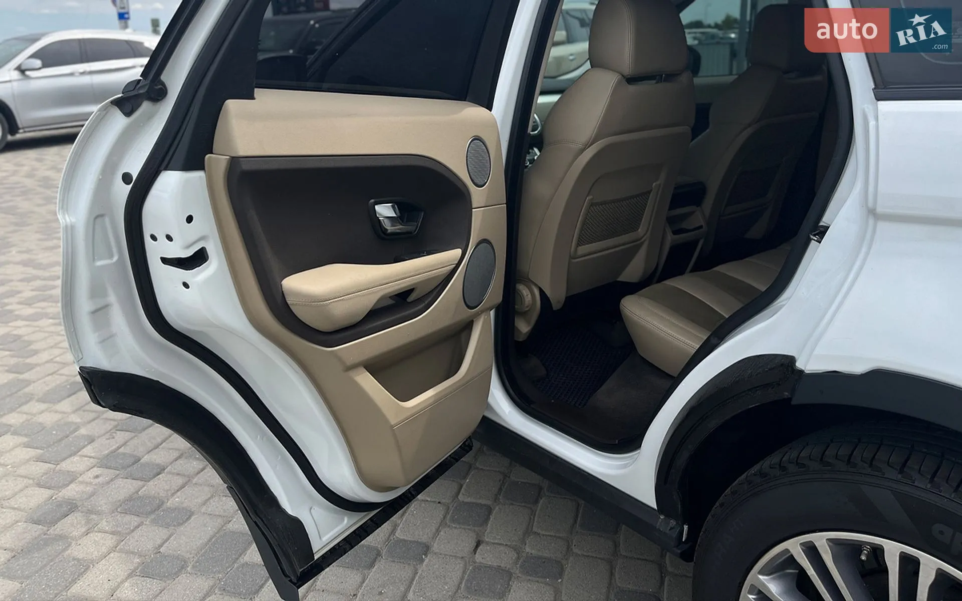 2012 Land Rover Range Rover Evoque - мініатюра 24
