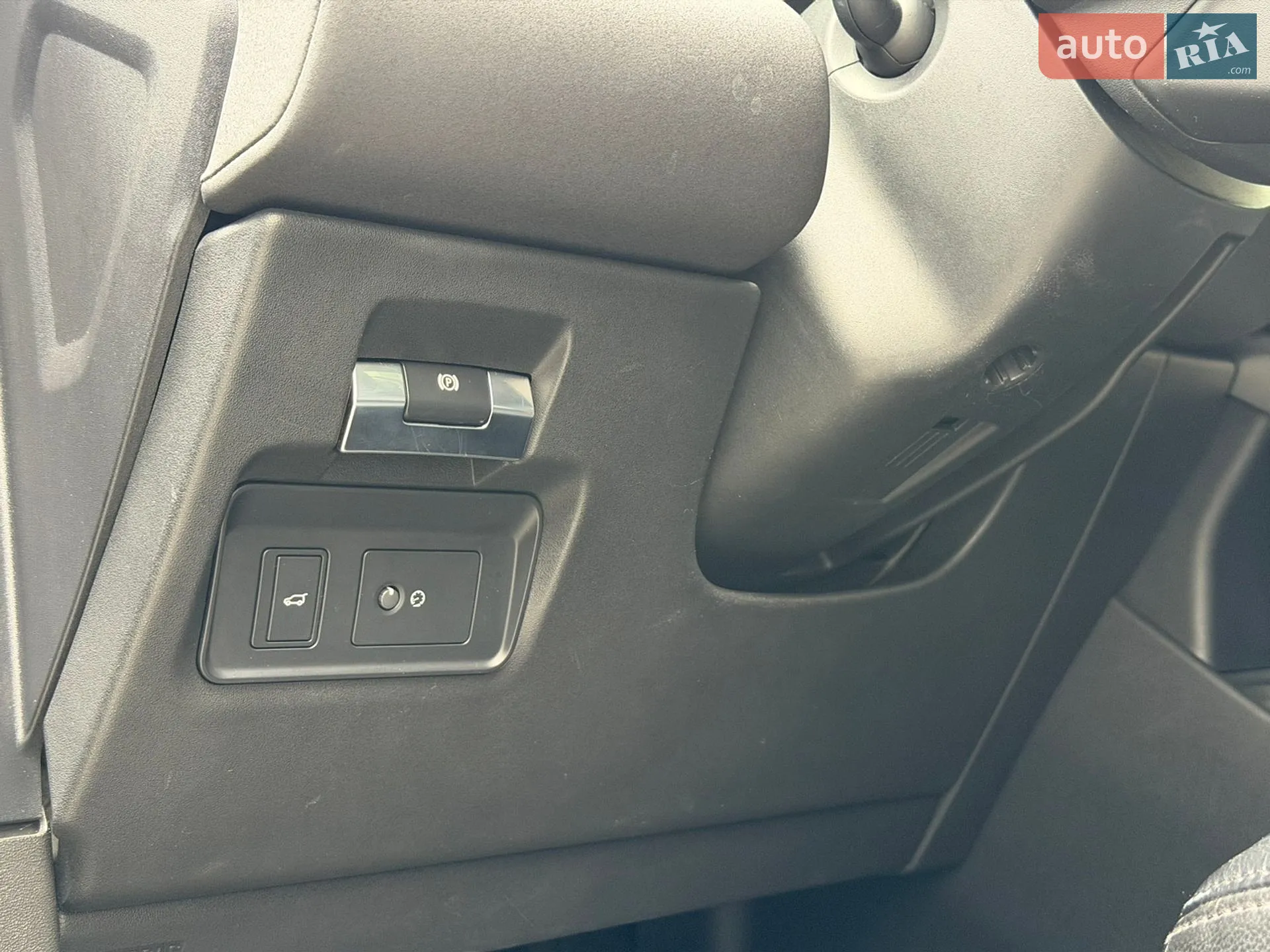2019 Land Rover Range Rover Evoque - мініатюра 33