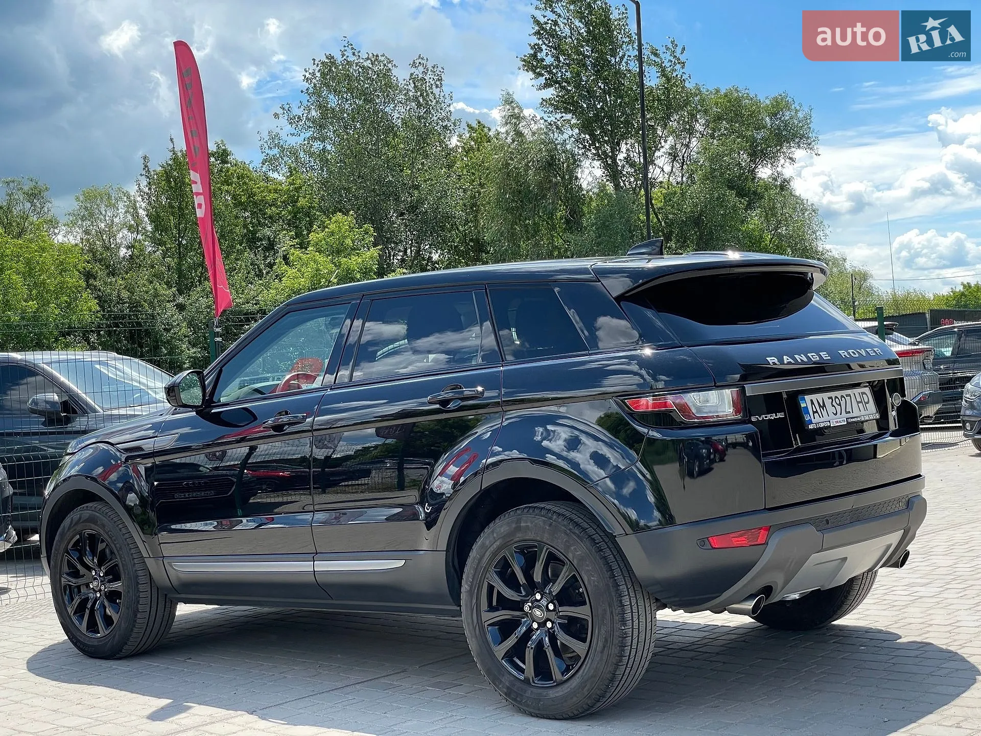 2017 Land Rover Range Rover Evoque - мініатюра 16