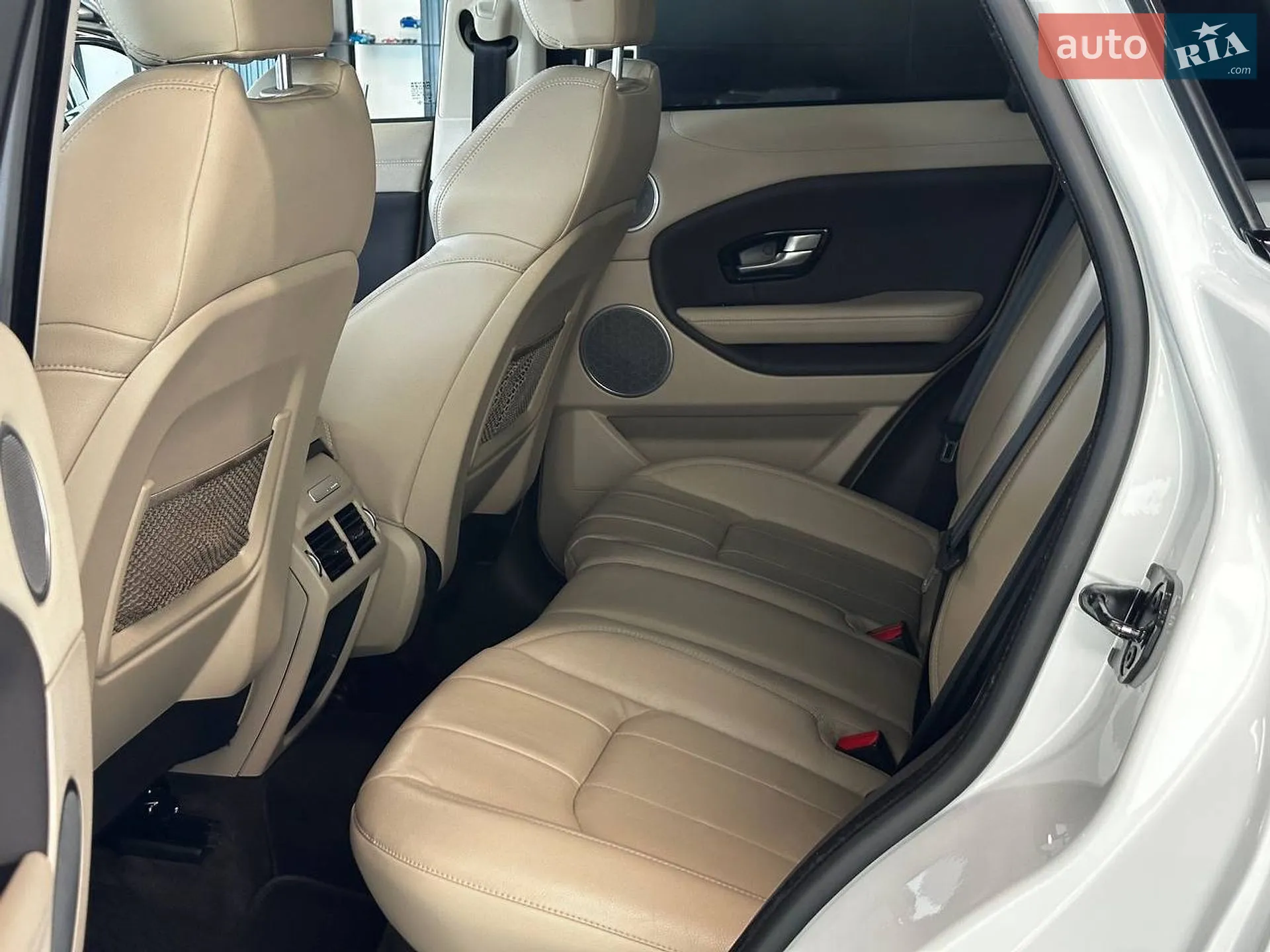 2016 Land Rover Range Rover Evoque - мініатюра 19