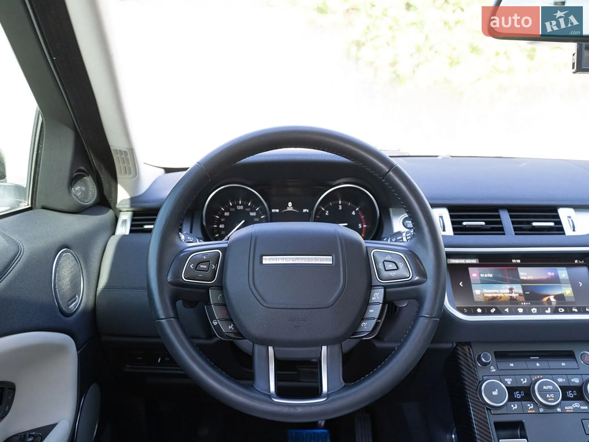 2018 Land Rover Range Rover Evoque - мініатюра 14