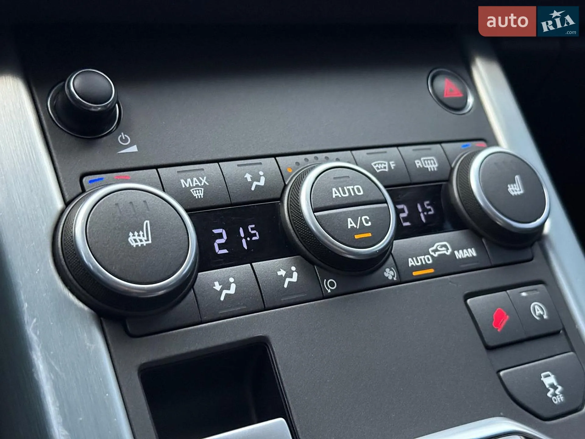 2016 Land Rover Range Rover Evoque - мініатюра 31