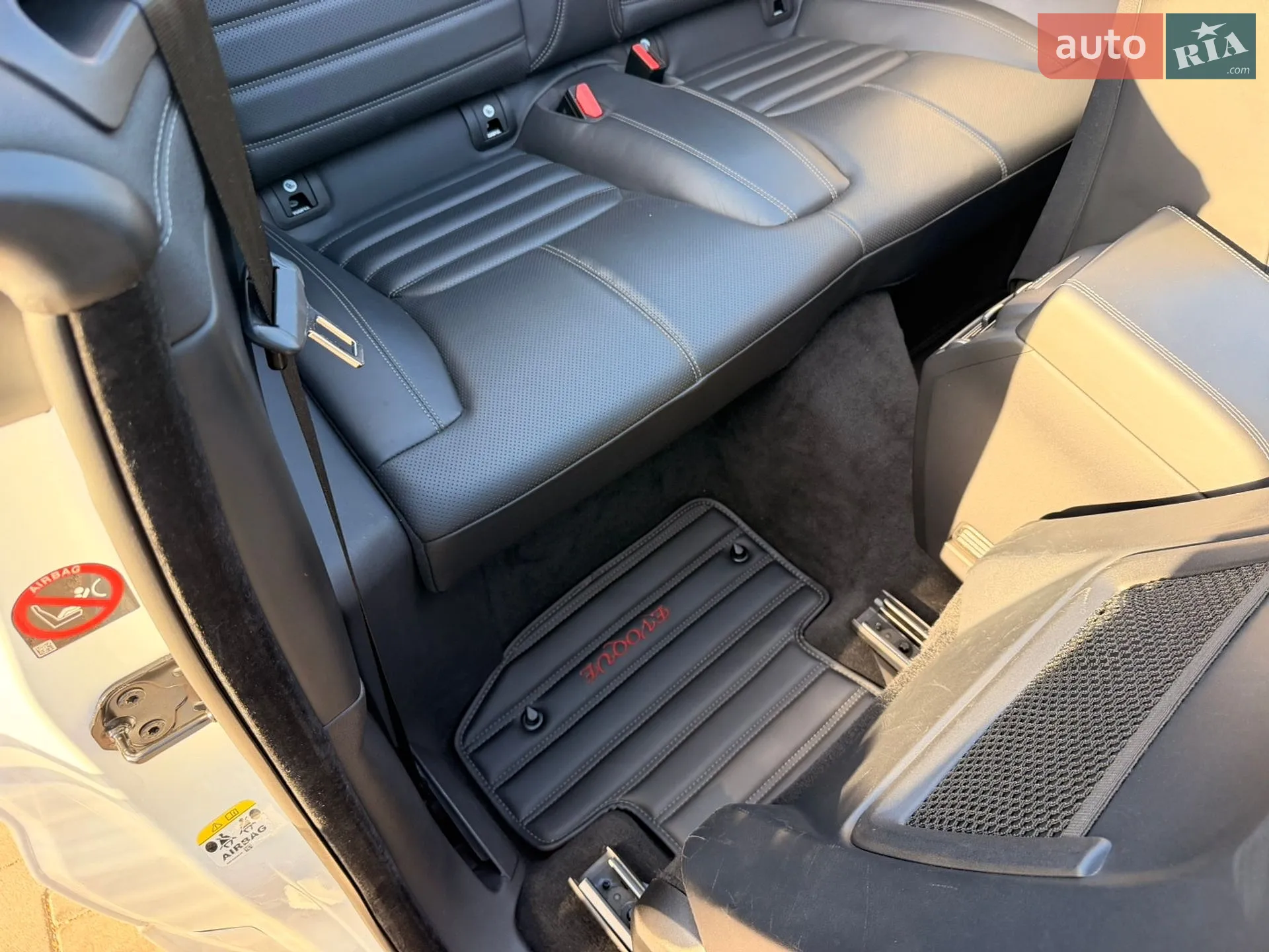 2017 Land Rover Range Rover Evoque - мініатюра 17