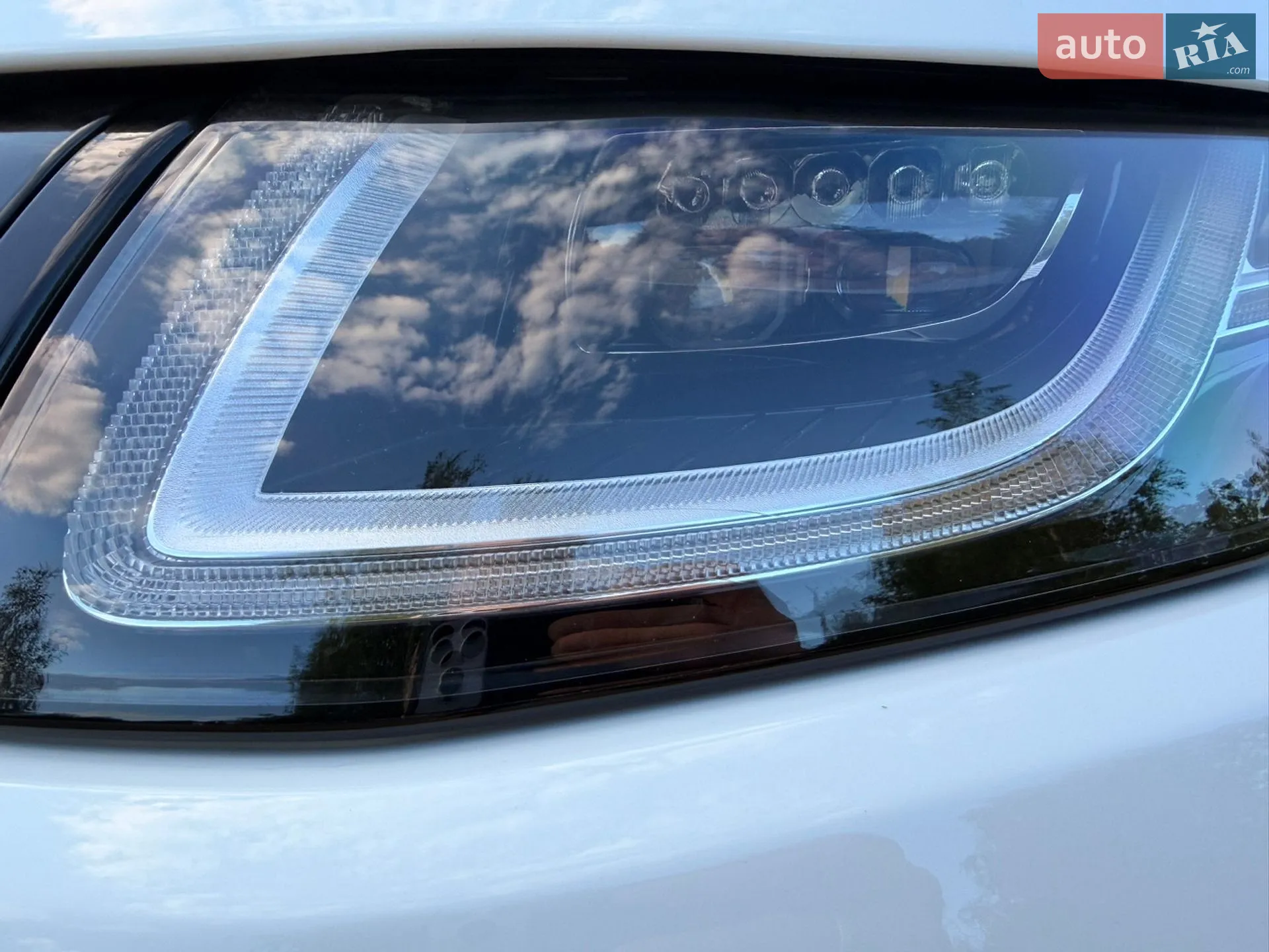 2017 Land Rover Range Rover Evoque - мініатюра 32