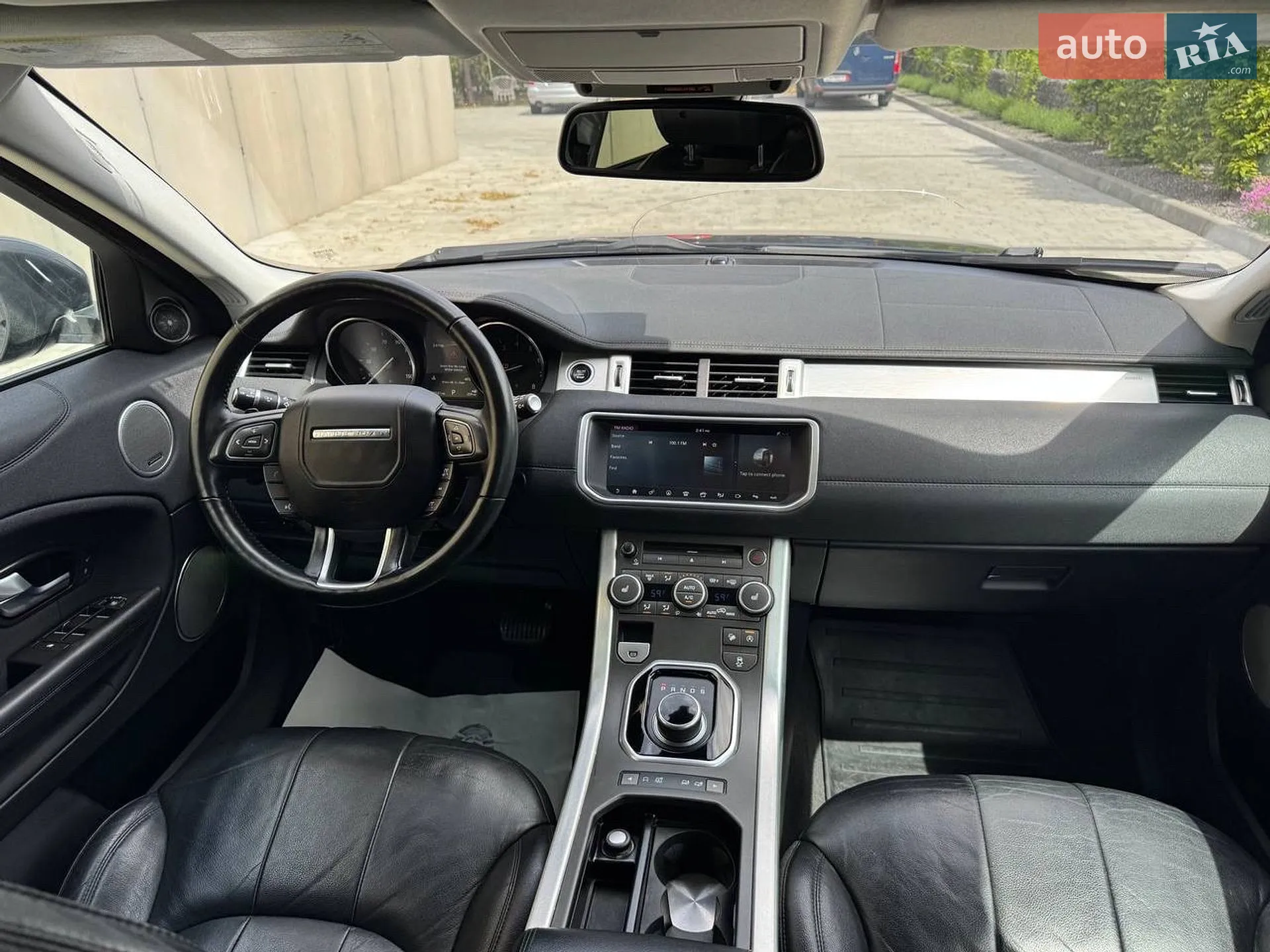 2017 Land Rover Range Rover Evoque - мініатюра 19