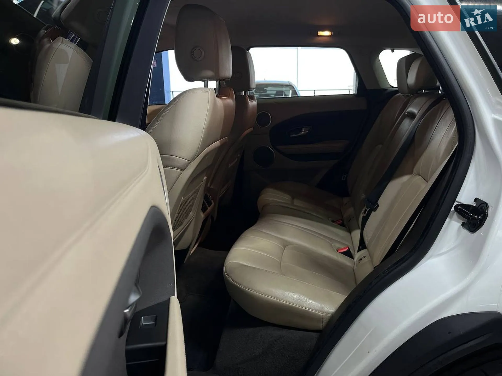 2016 Land Rover Range Rover Evoque - мініатюра 14