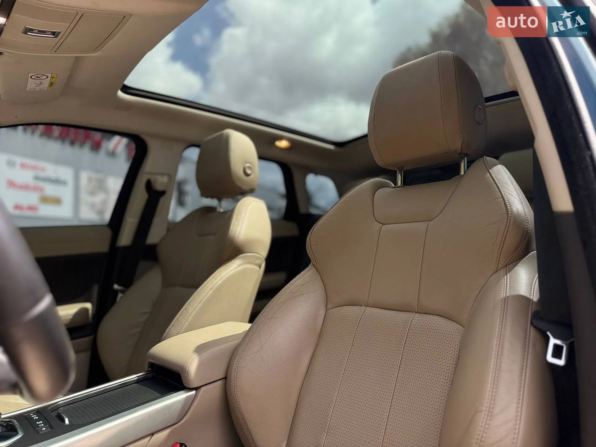 2016 Land Rover Range Rover Evoque - мініатюра 28