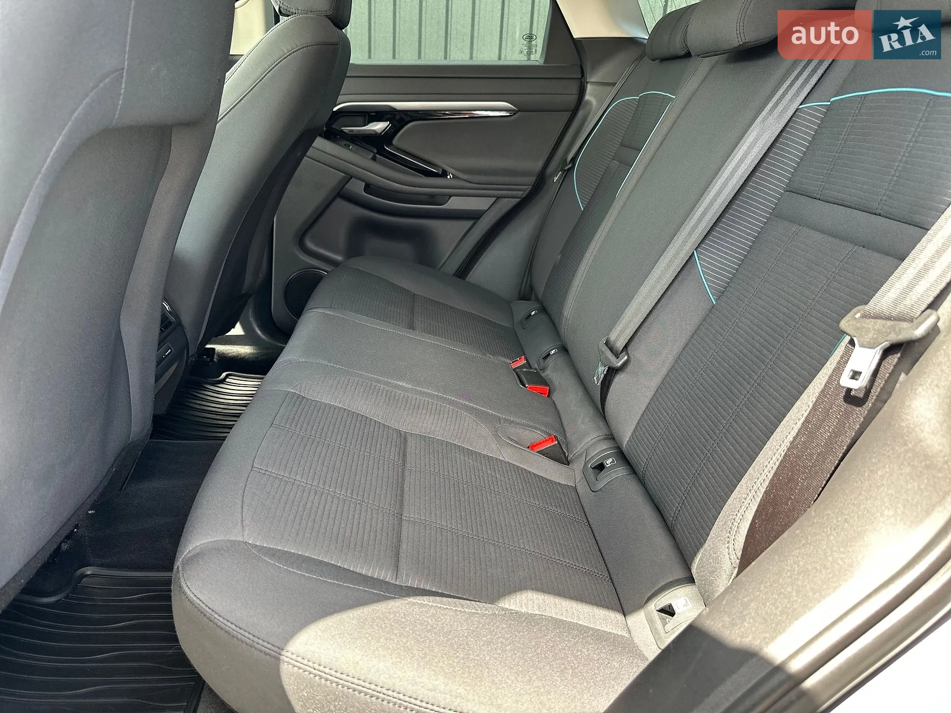 2019 Land Rover Range Rover Evoque - мініатюра 11