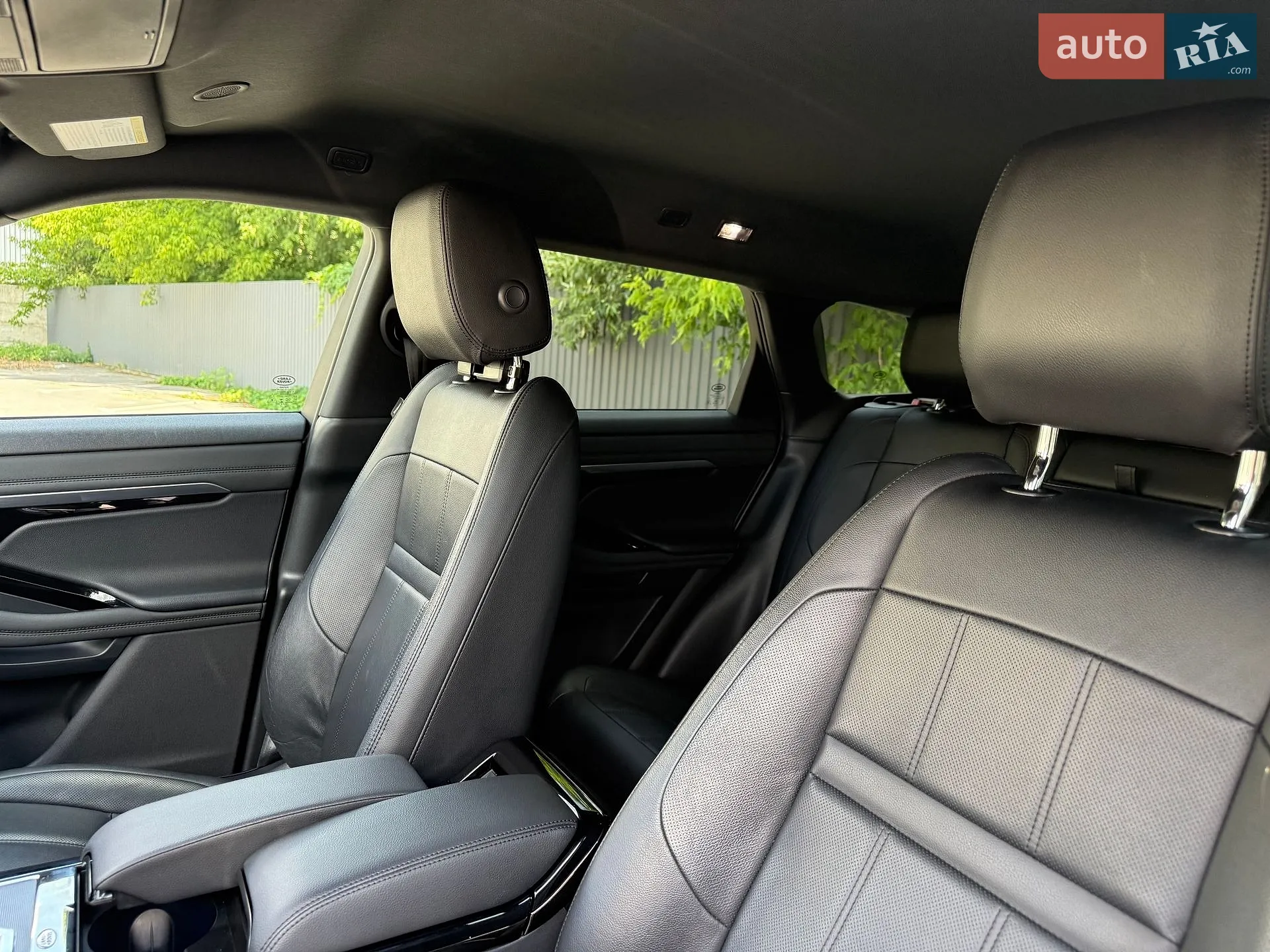 2023 Land Rover Range Rover Evoque - мініатюра 18