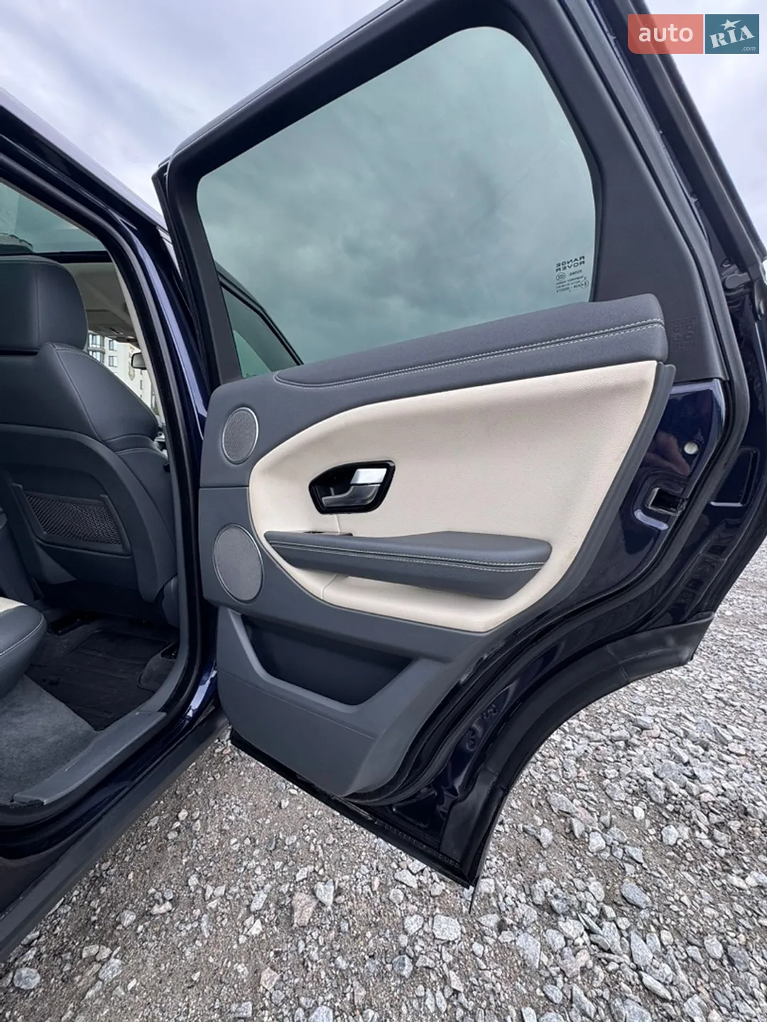 2017 Land Rover Range Rover Evoque - мініатюра 37