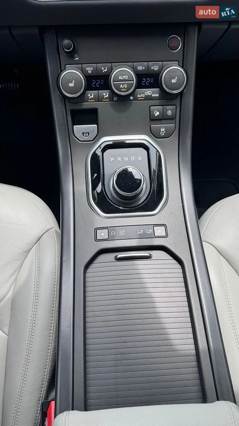 2018 Land Rover Range Rover Evoque - мініатюра 29