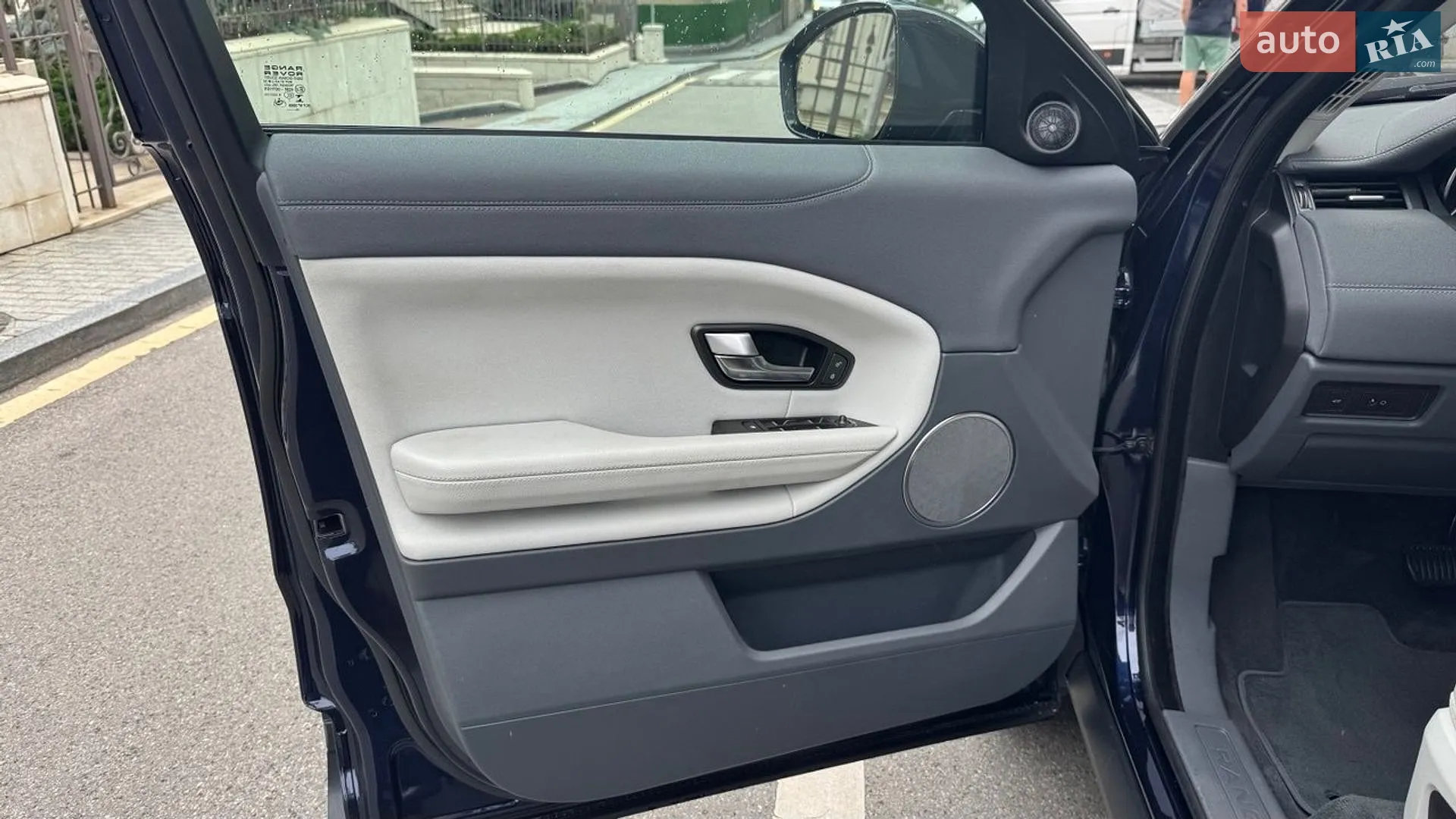 2018 Land Rover Range Rover Evoque - мініатюра 31