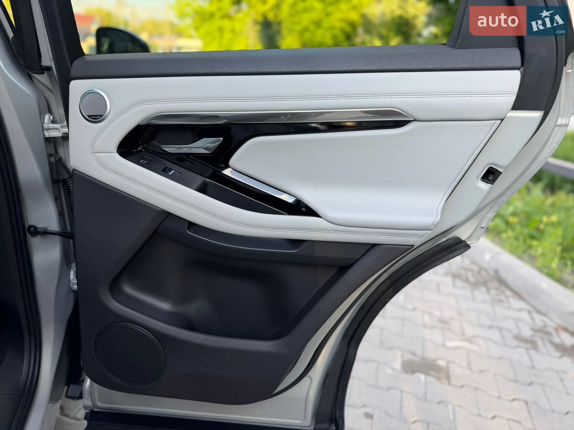 2019 Land Rover Range Rover Evoque - мініатюра 46