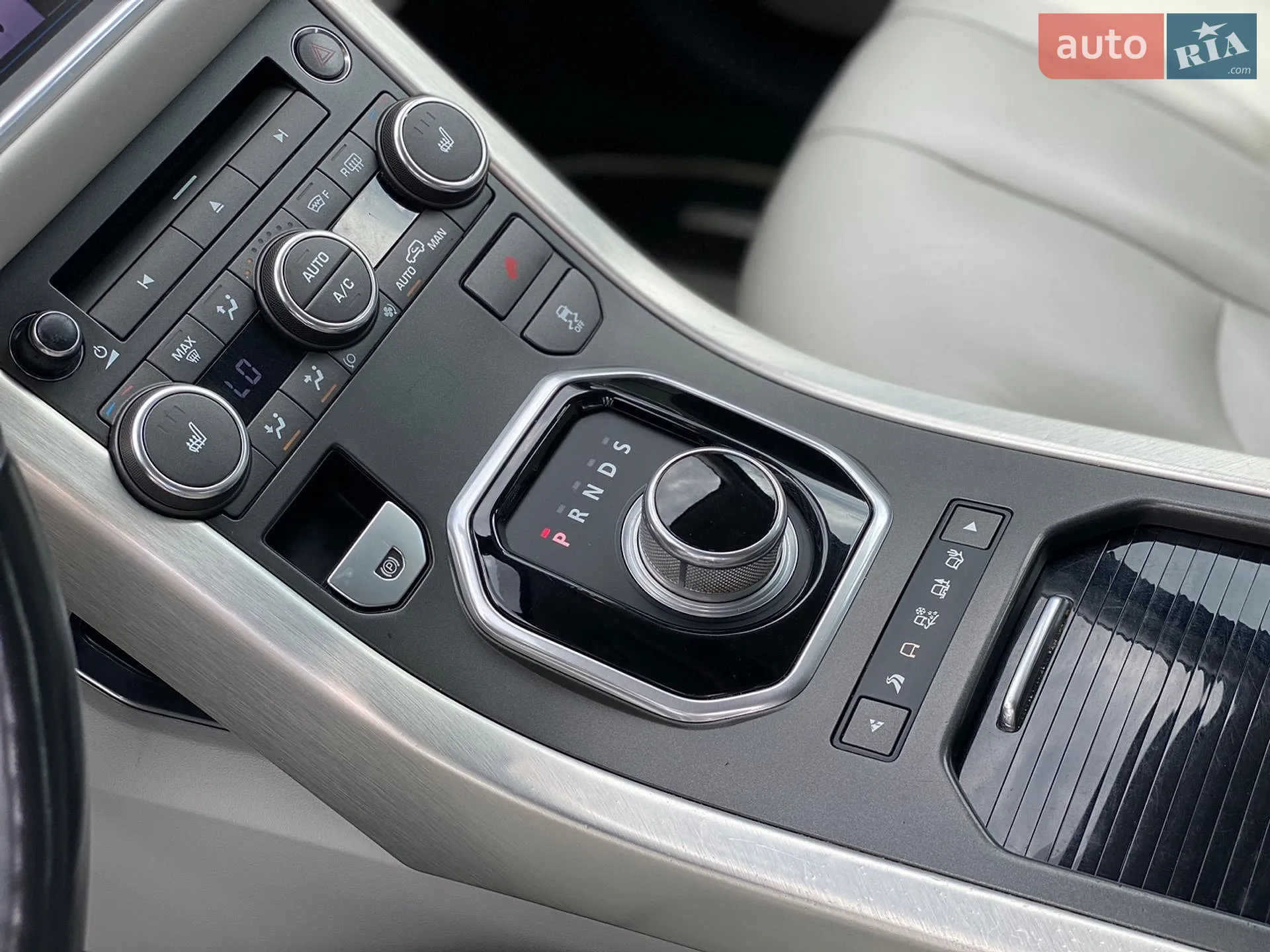 2012 Land Rover Range Rover Evoque - мініатюра 20