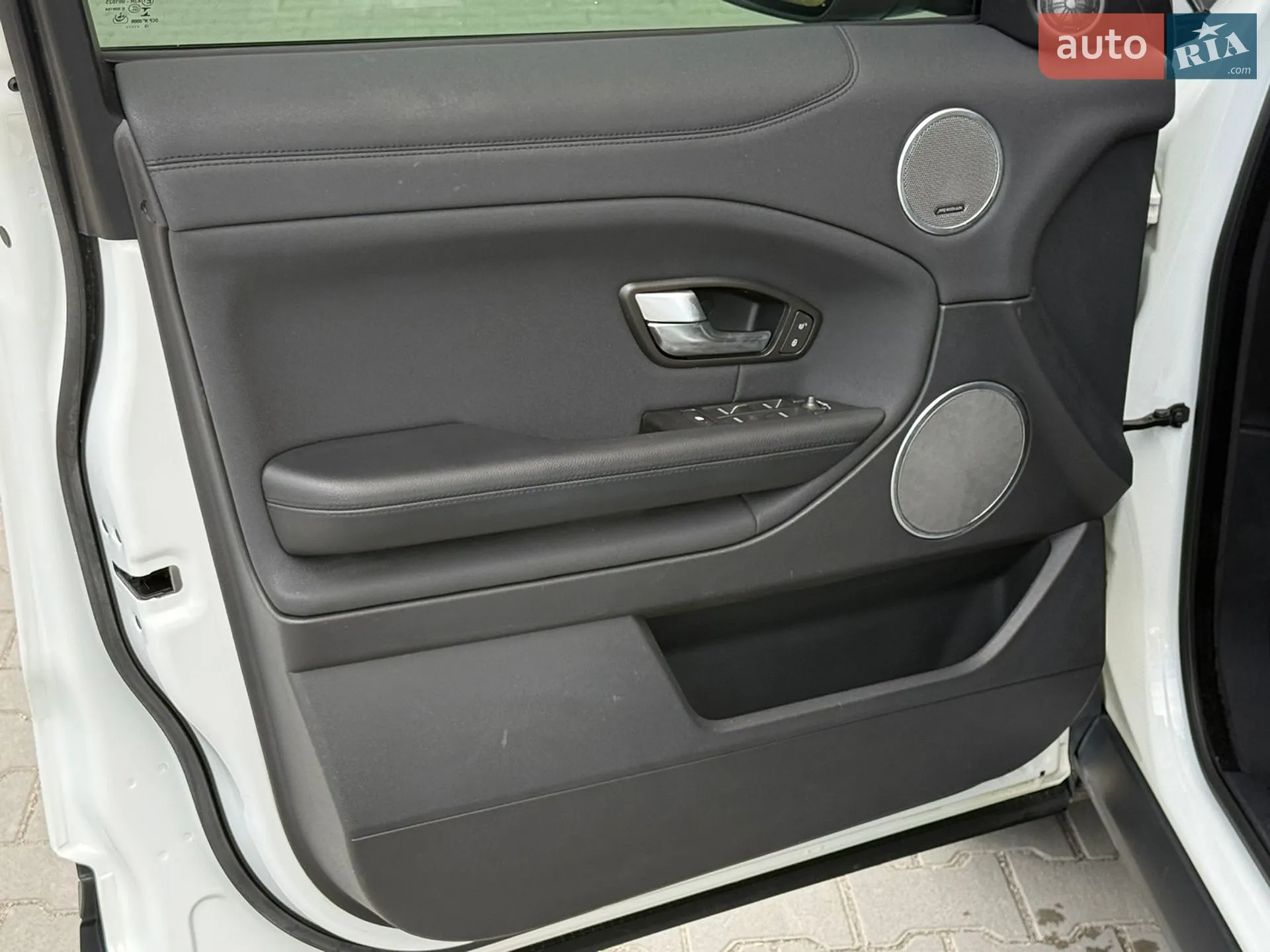 2015 Land Rover Range Rover Evoque - мініатюра 41