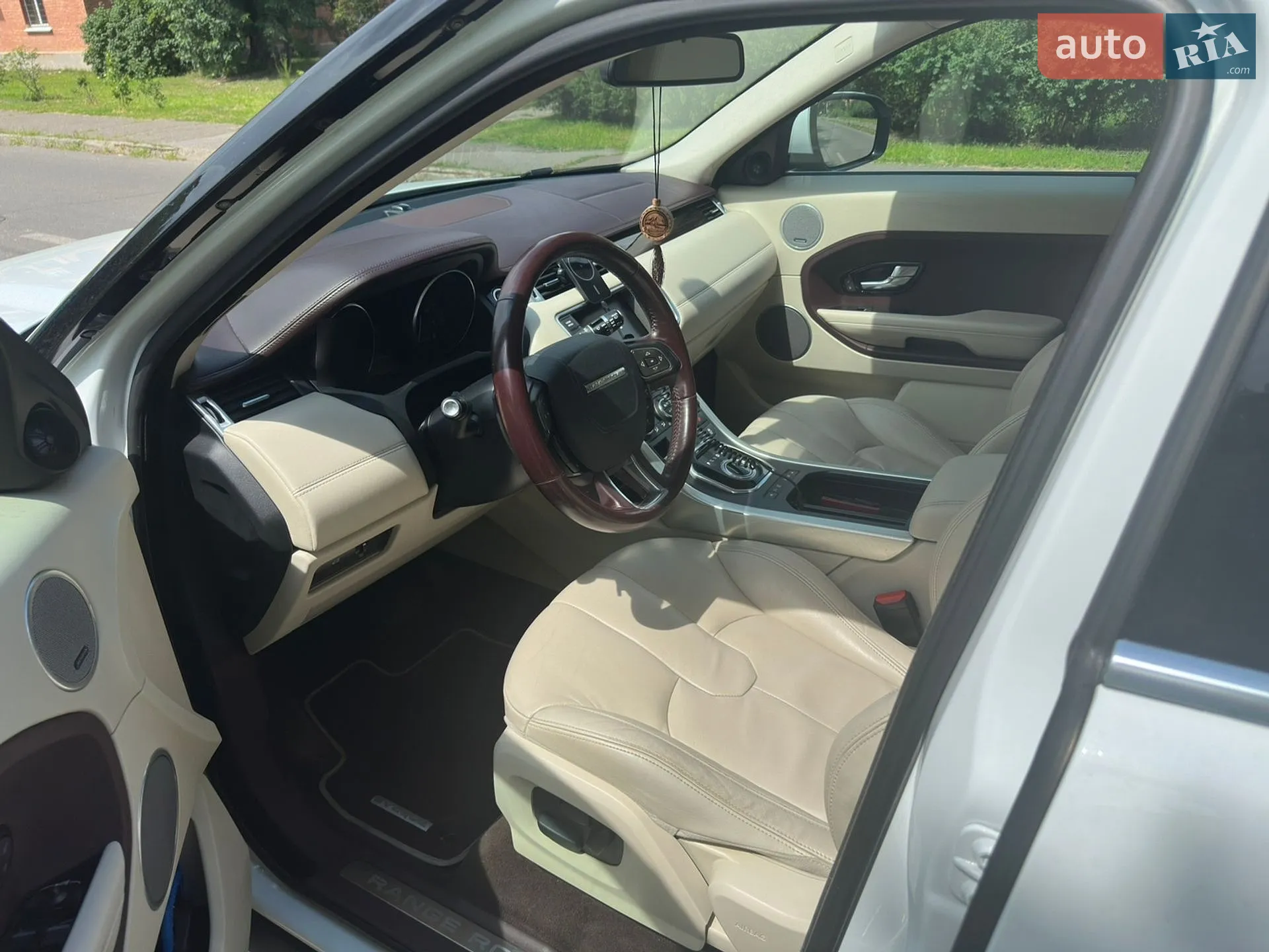2012 Land Rover Range Rover Evoque - мініатюра 22