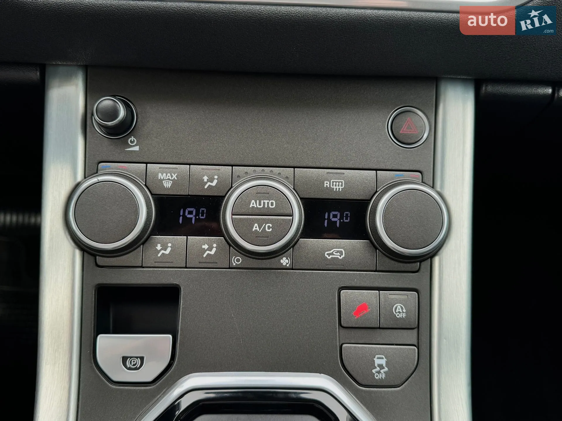 2019 Land Rover Range Rover Evoque - мініатюра 65