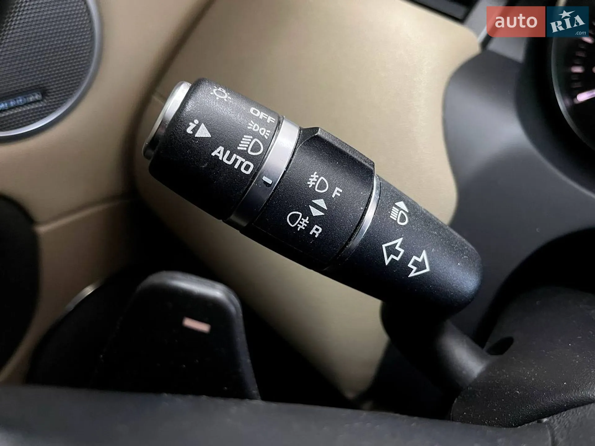 2016 Land Rover Range Rover Evoque - мініатюра 18
