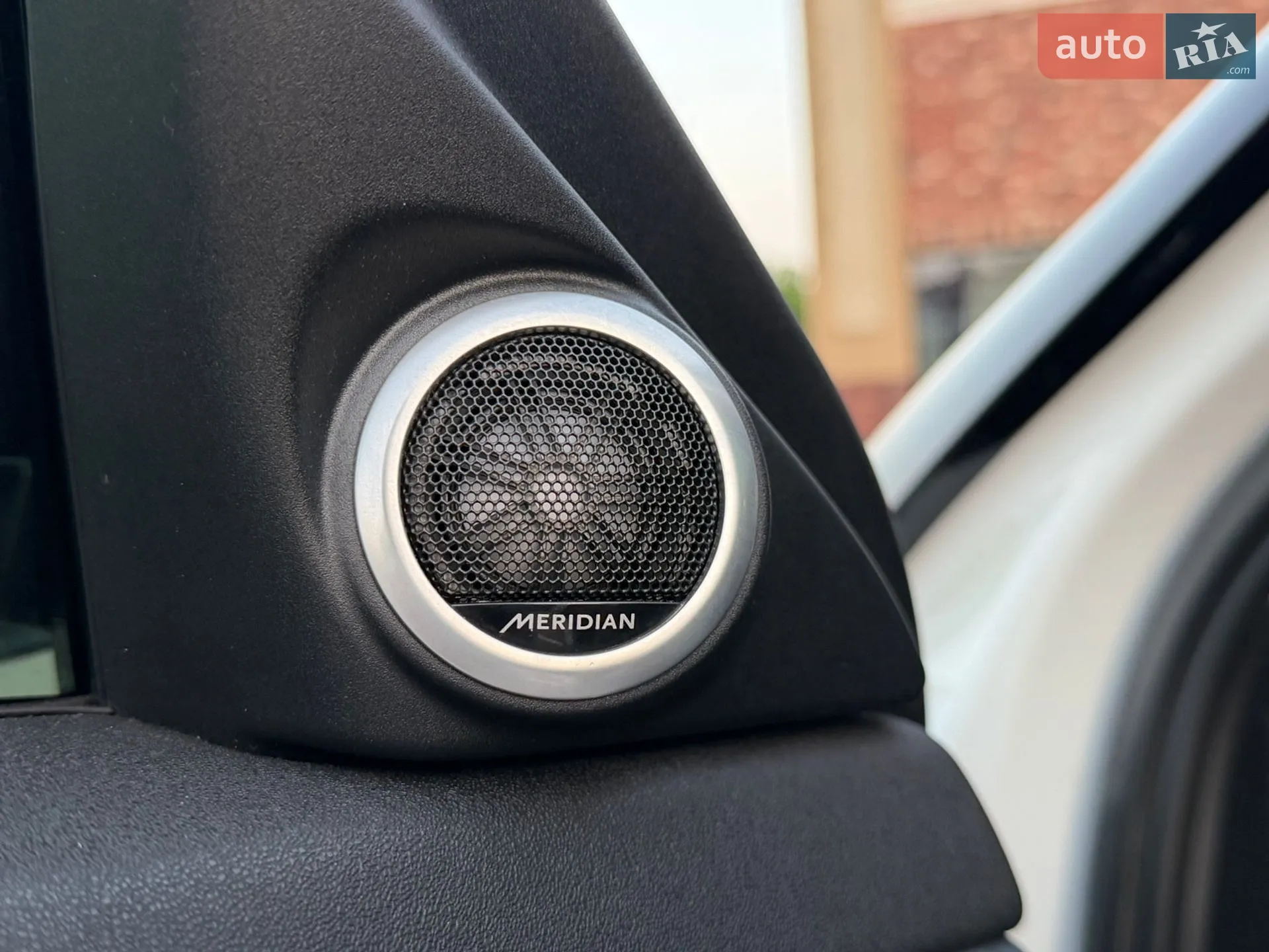 2019 Land Rover Range Rover Evoque - мініатюра 23