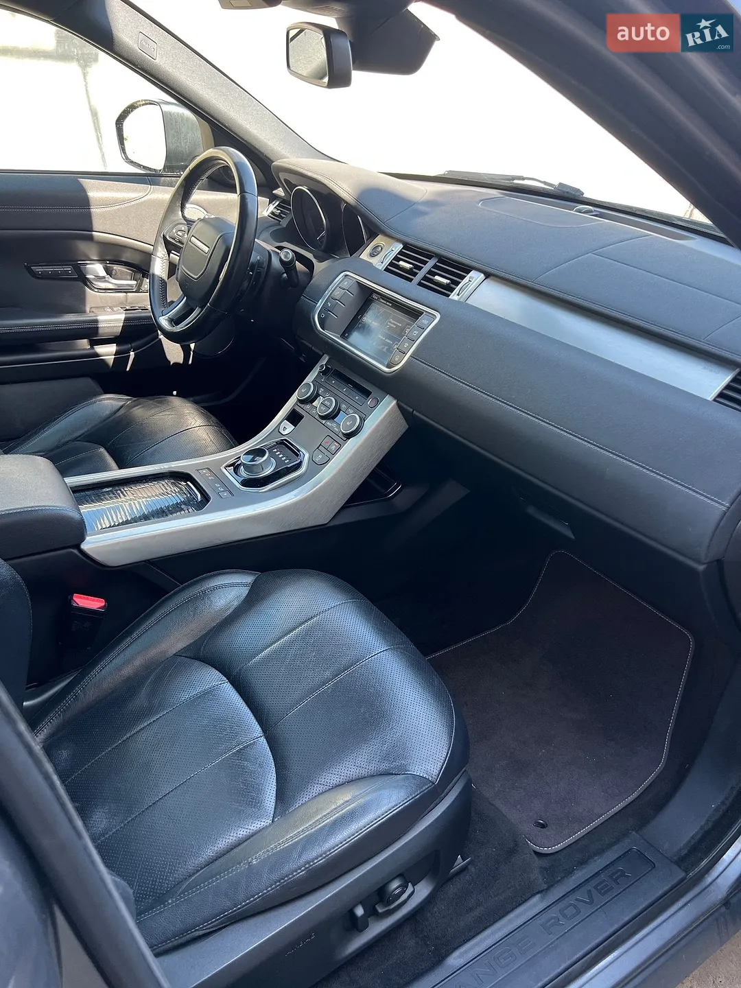 2016 Land Rover Range Rover Evoque - мініатюра 21