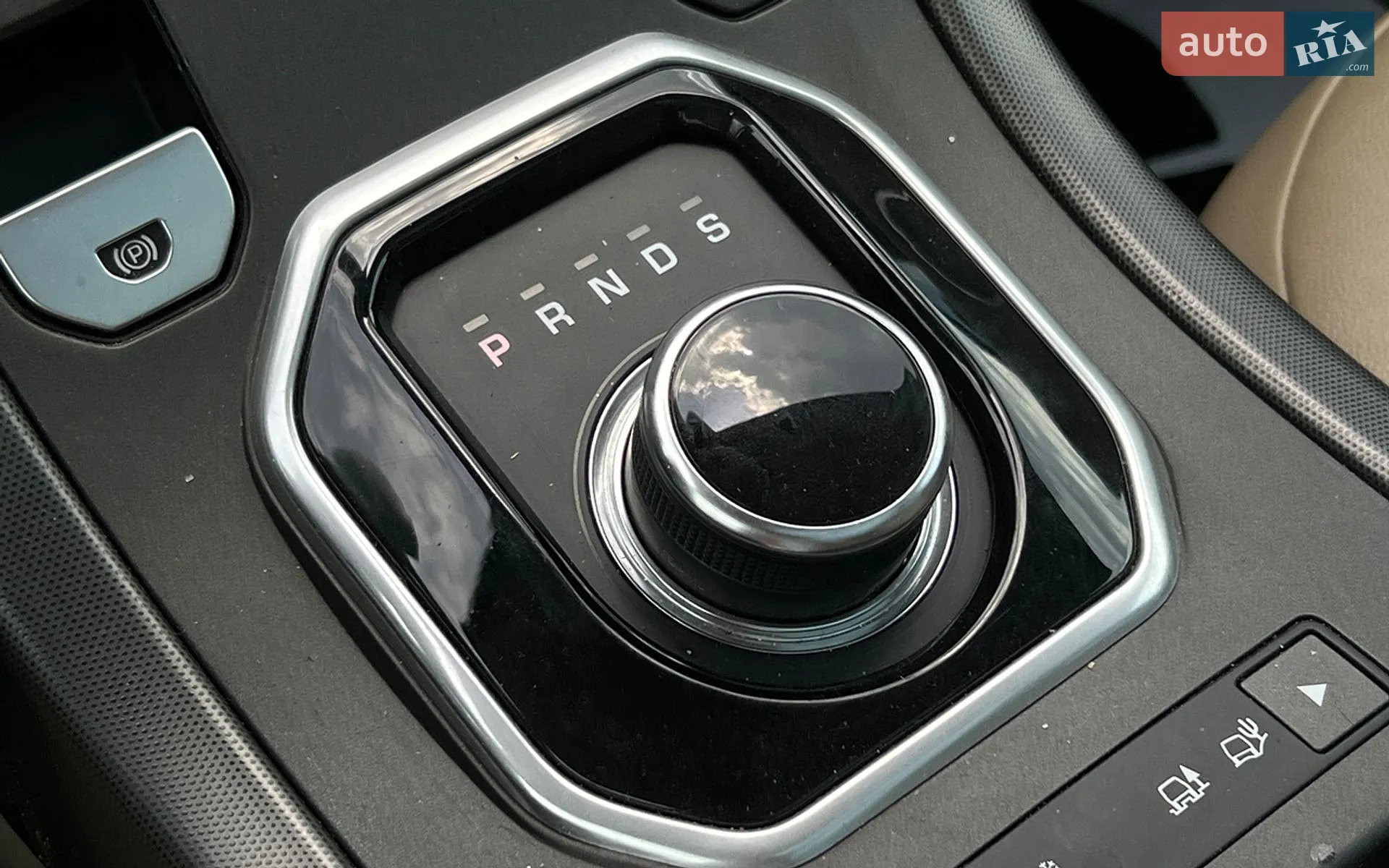 2018 Land Rover Range Rover Evoque - мініатюра 18