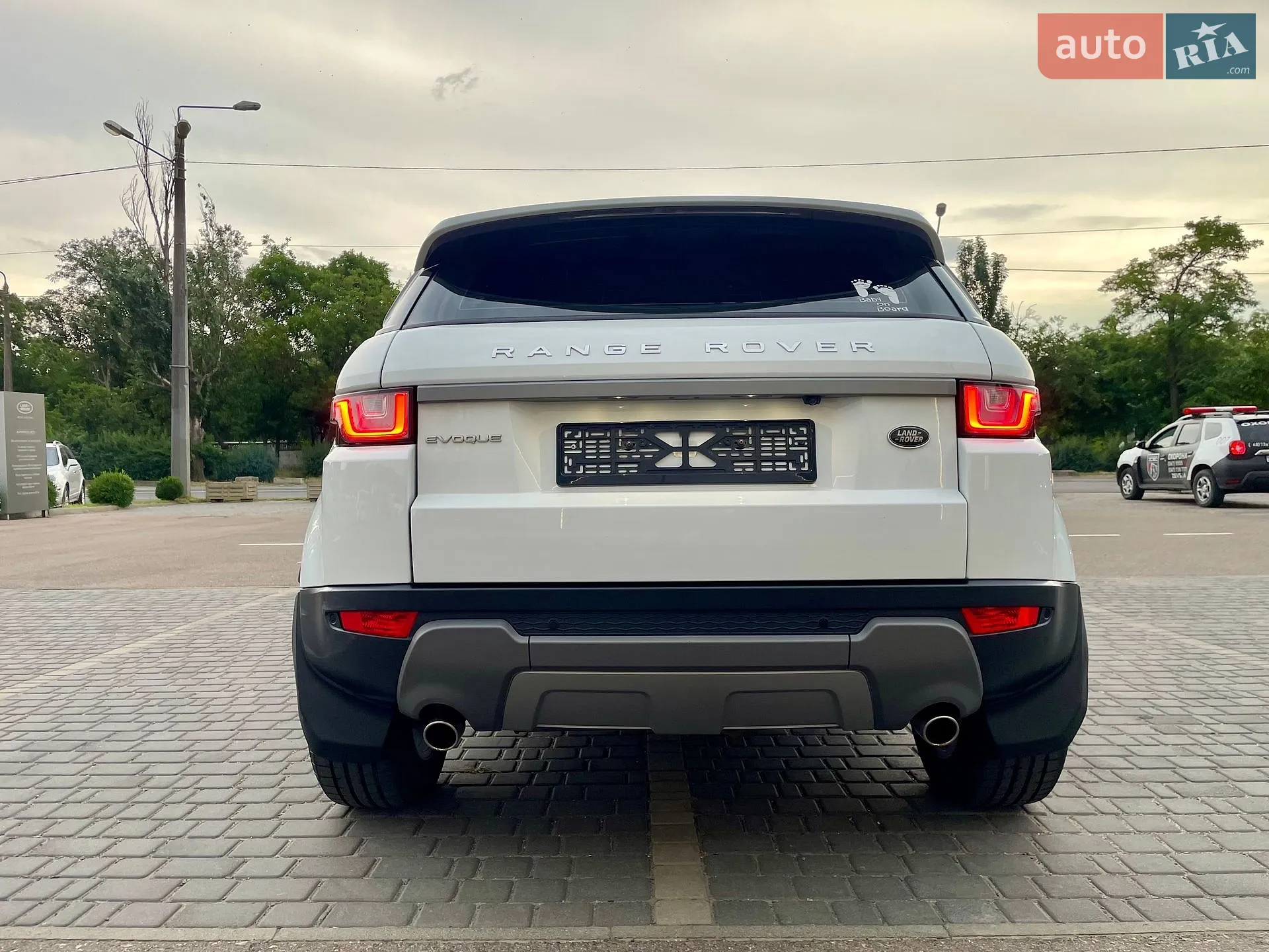 2016 Land Rover Range Rover Evoque - мініатюра 25