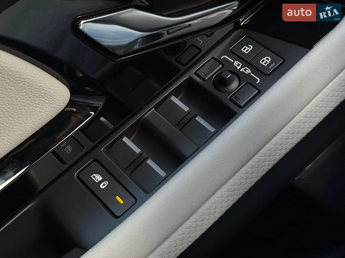 2022 Land Rover Range Rover Evoque - мініатюра 30