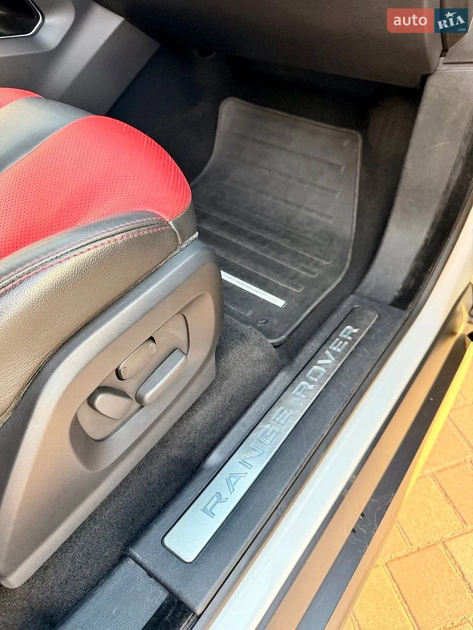 2012 Land Rover Range Rover Evoque - мініатюра 31