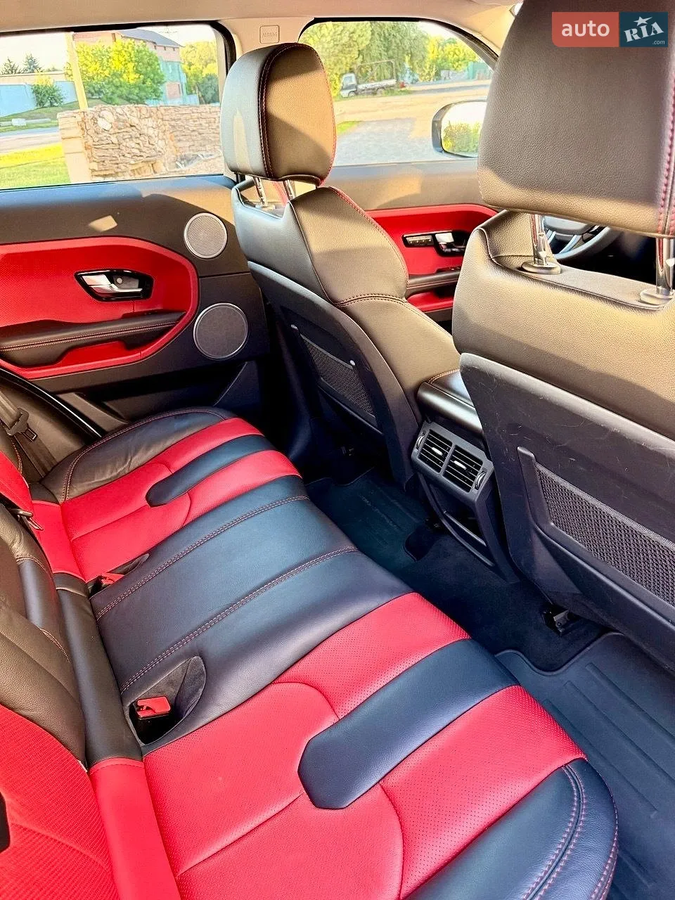 2012 Land Rover Range Rover Evoque - мініатюра 36