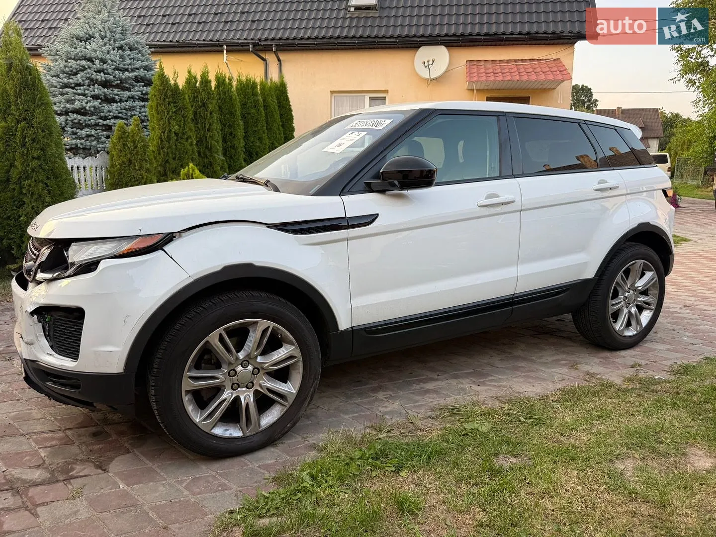 2016 Land Rover Range Rover Evoque - мініатюра 2