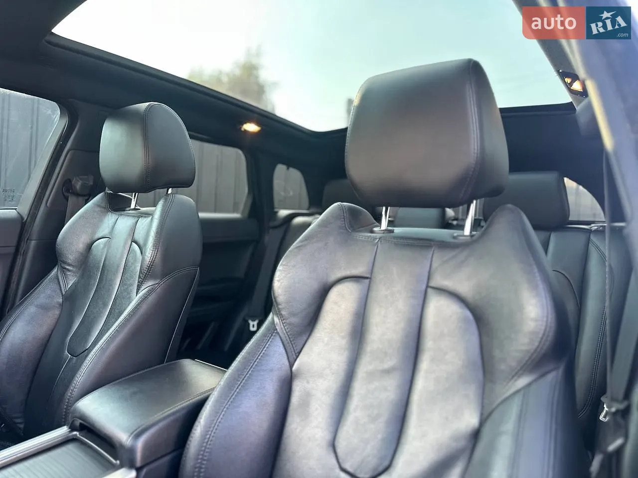 2012 Land Rover Range Rover Evoque - мініатюра 14