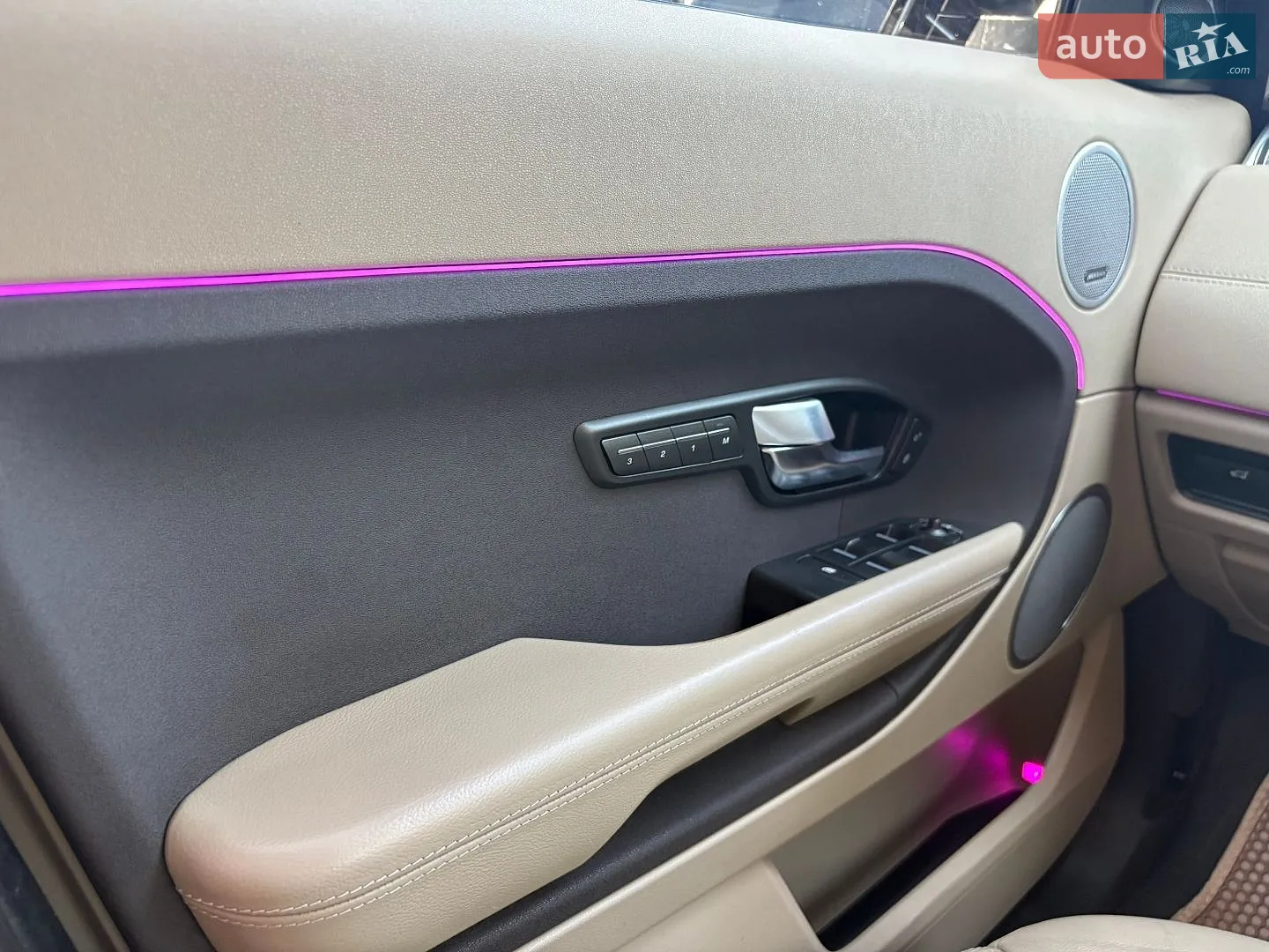2012 Land Rover Range Rover Evoque - мініатюра 17