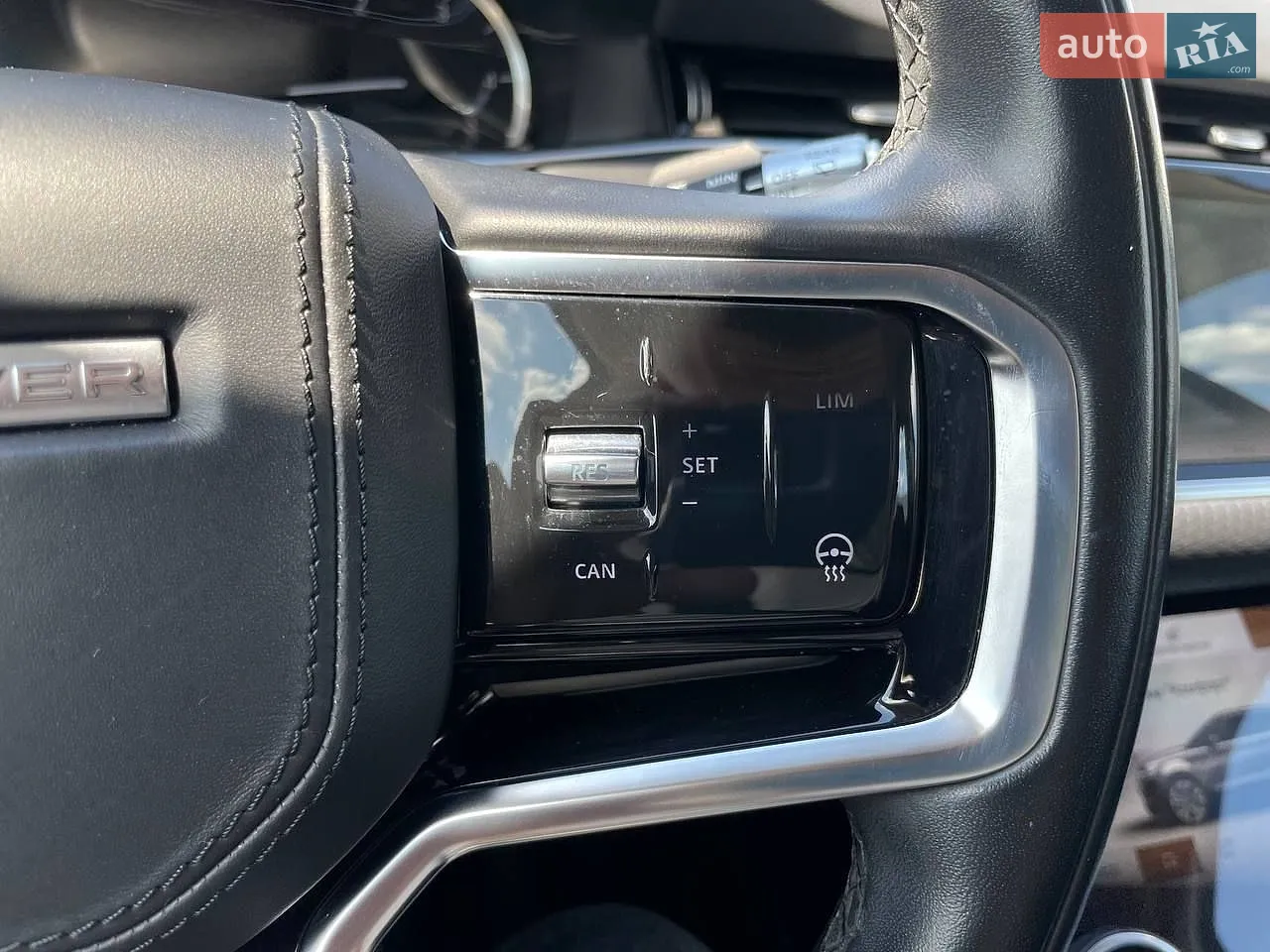 2021 Land Rover Range Rover Evoque - мініатюра 25