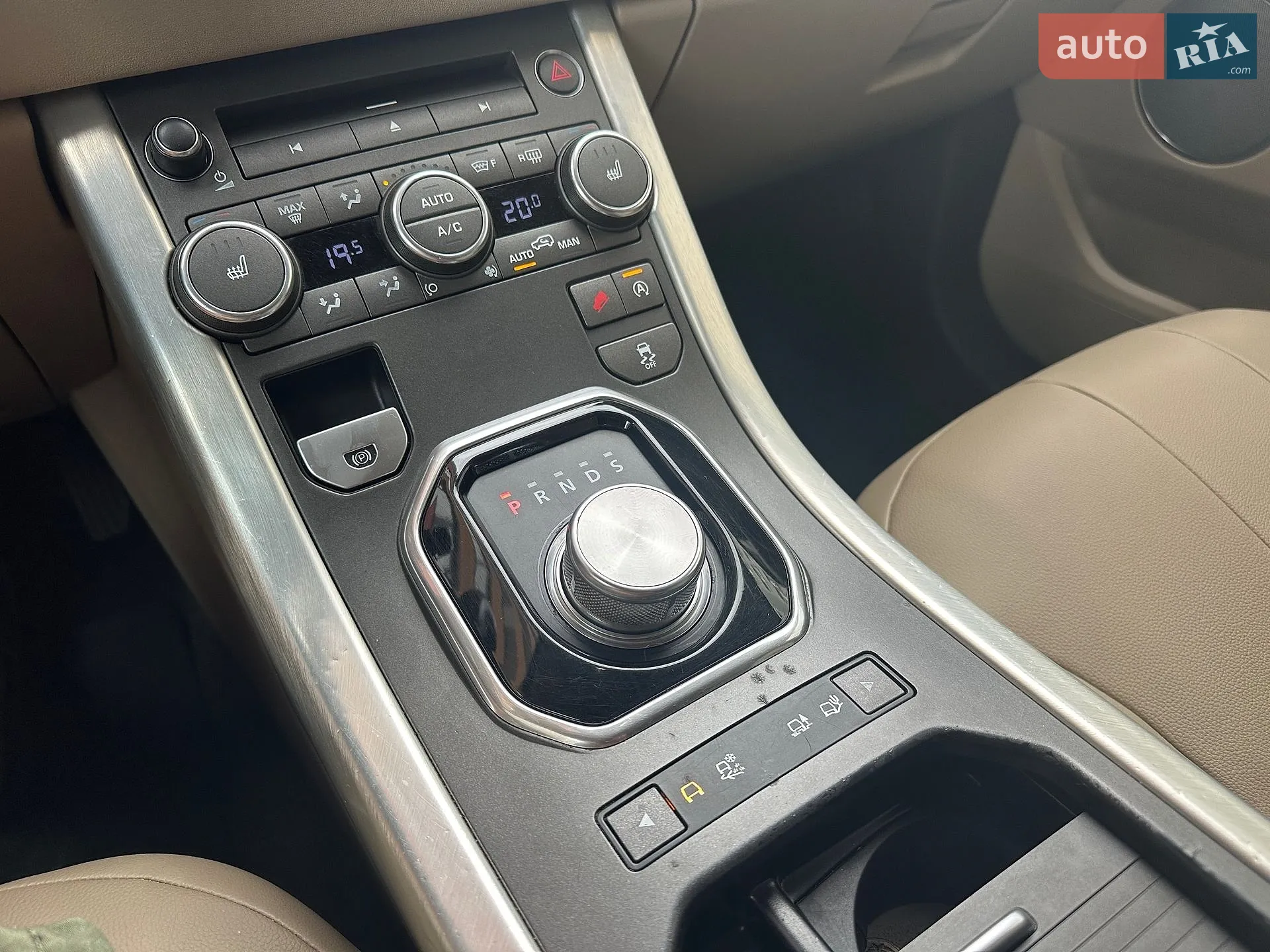 2015 Land Rover Range Rover Evoque - мініатюра 17