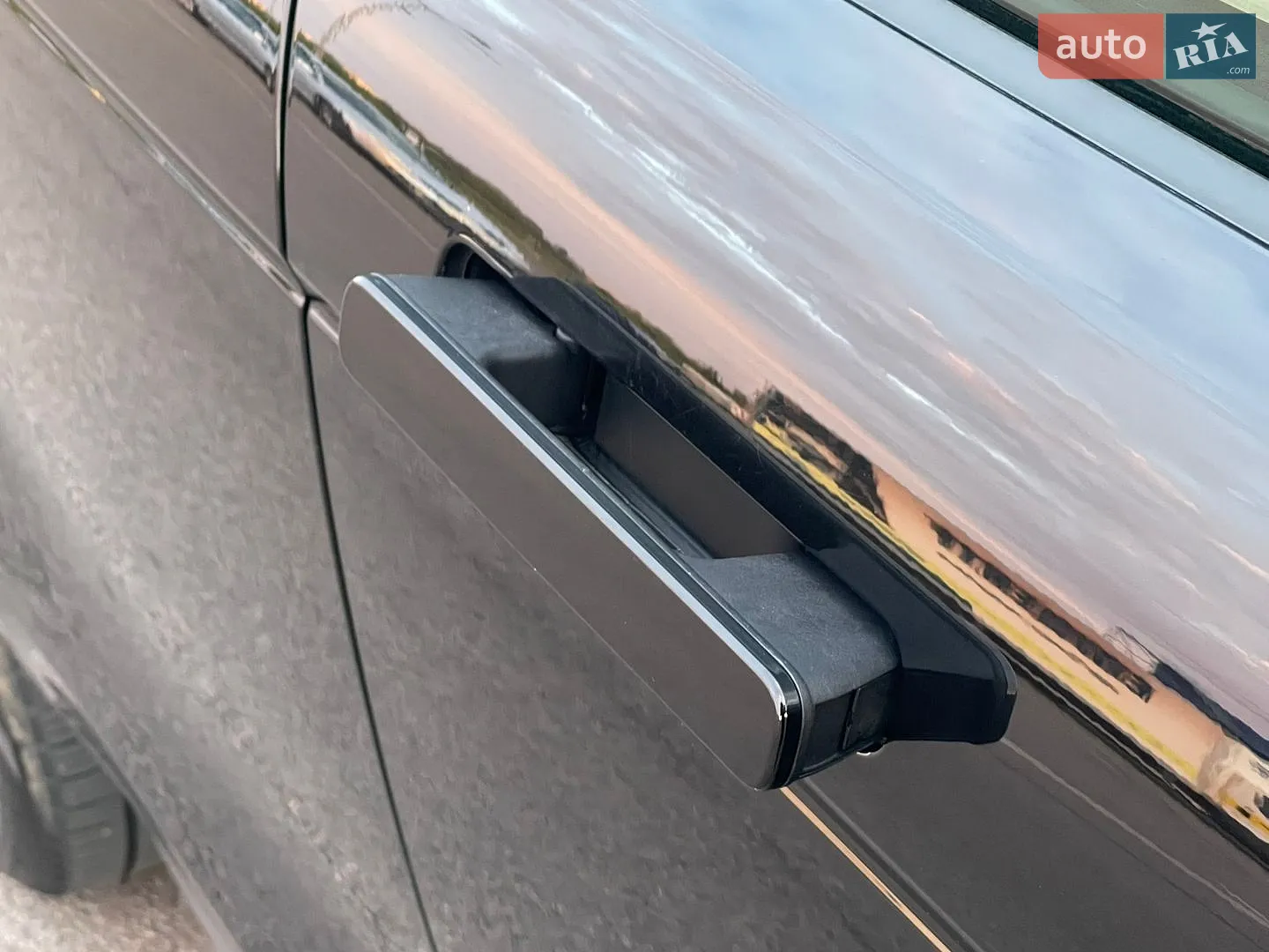 2023 Land Rover Range Rover Evoque - мініатюра 24