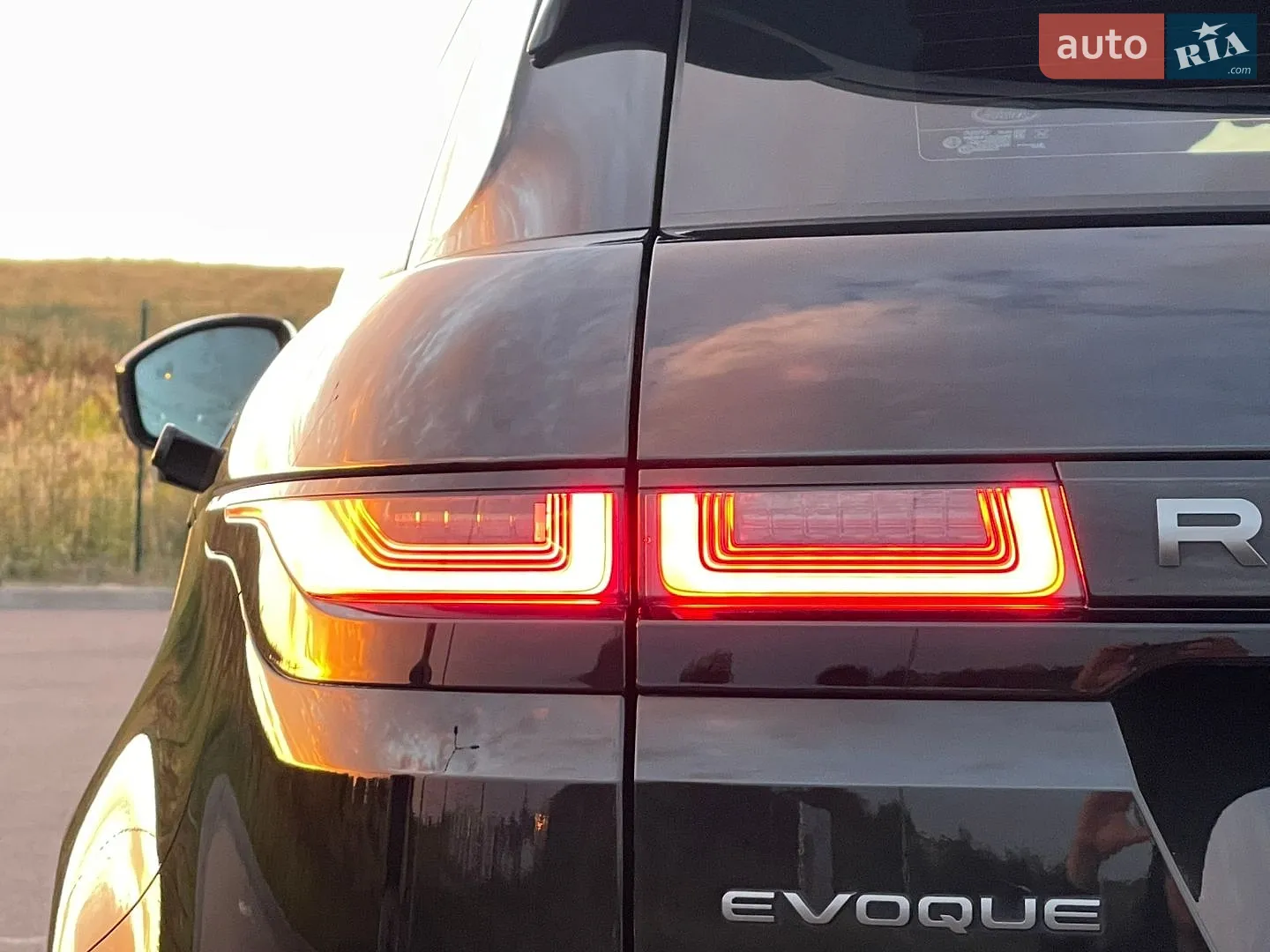 2023 Land Rover Range Rover Evoque - мініатюра 28