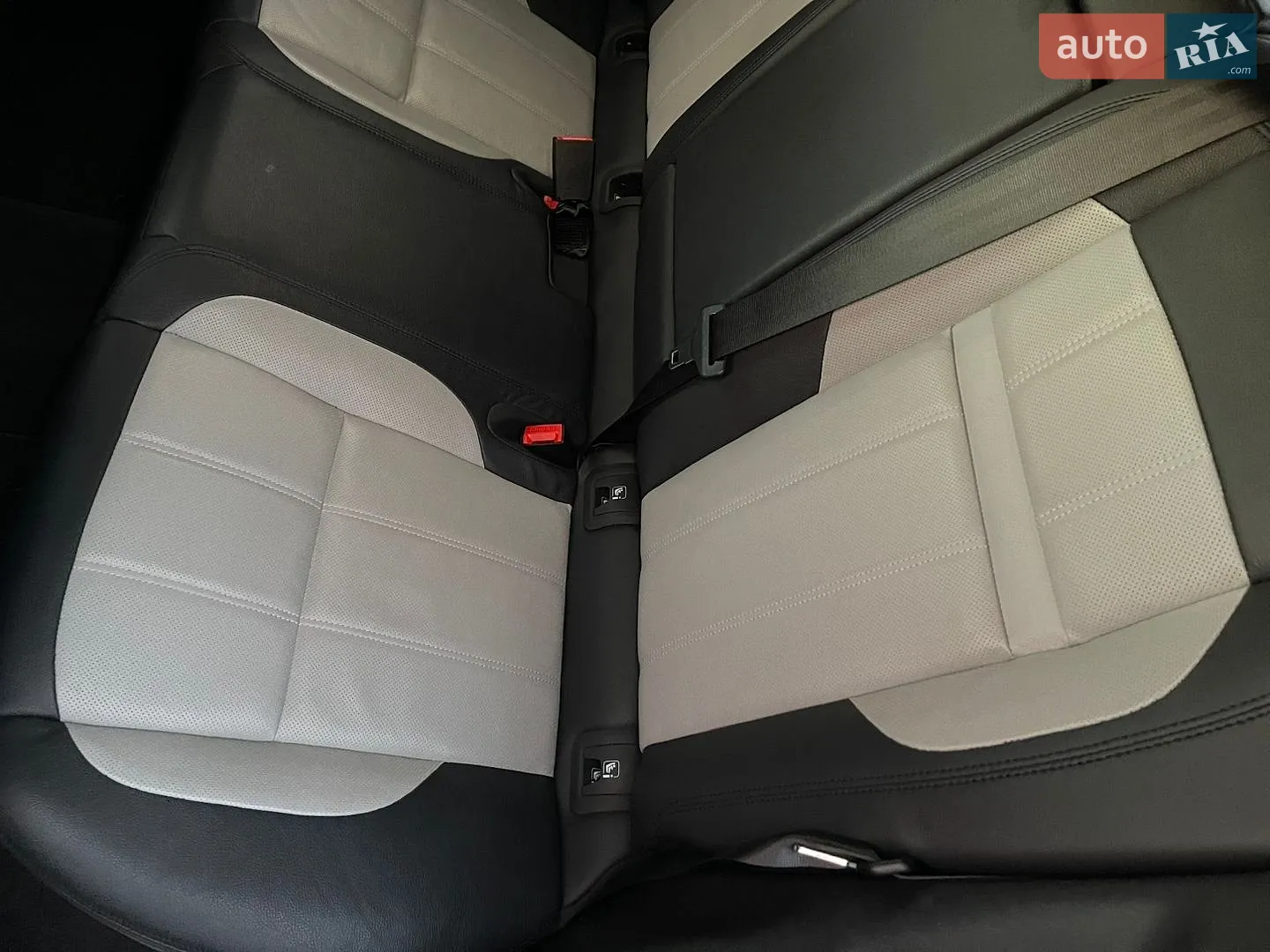 2023 Land Rover Range Rover Evoque - мініатюра 58
