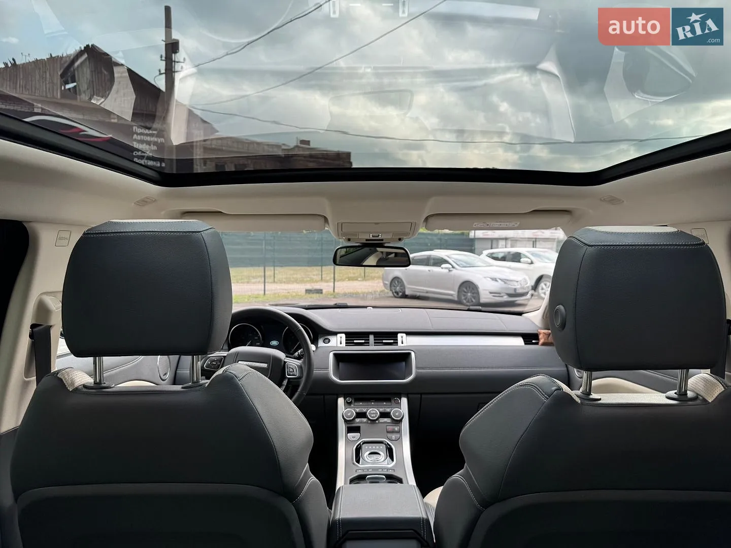 2018 Land Rover Range Rover Evoque - мініатюра 29