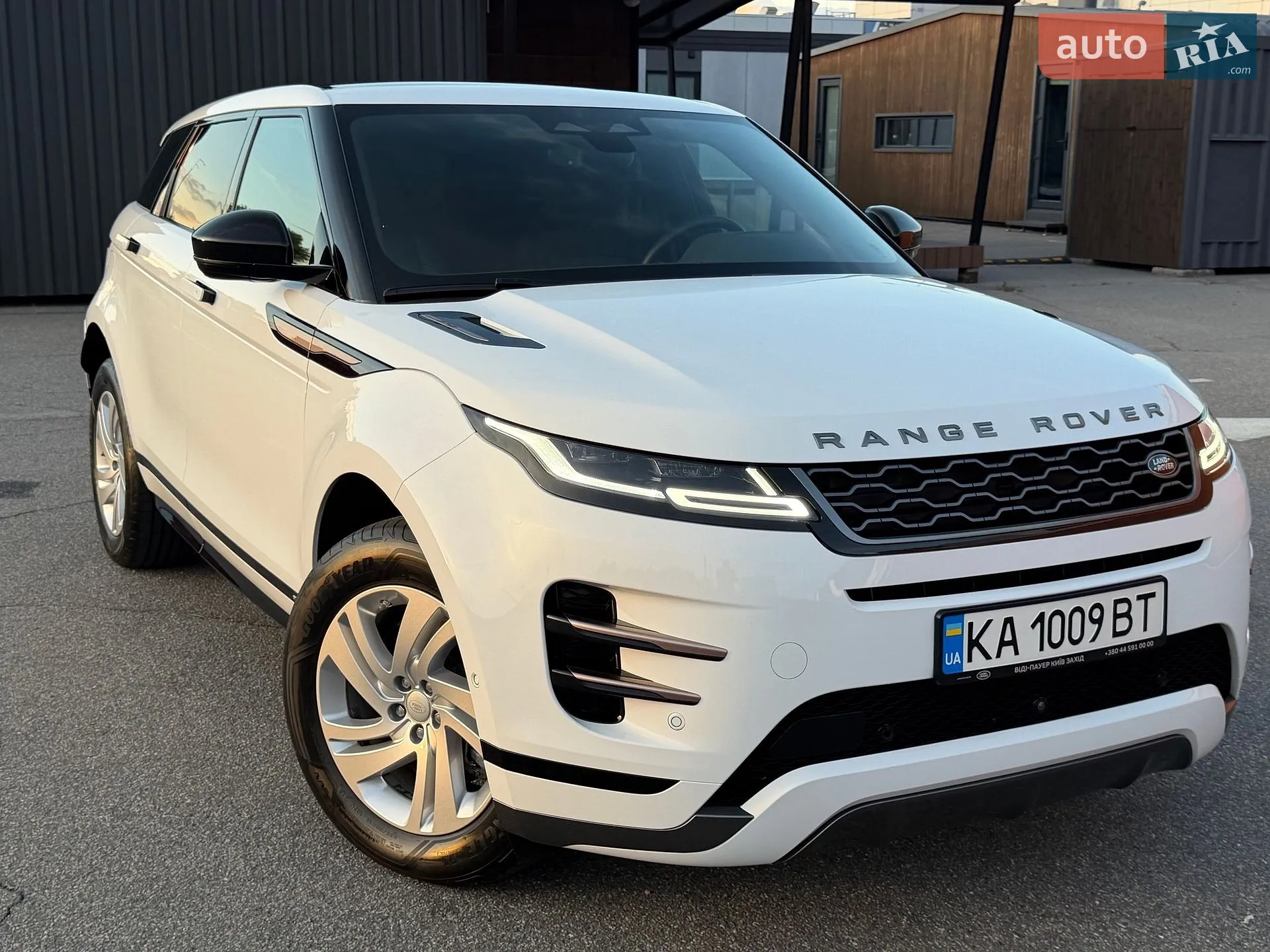 2021 Land Rover Range Rover Evoque - мініатюра 25