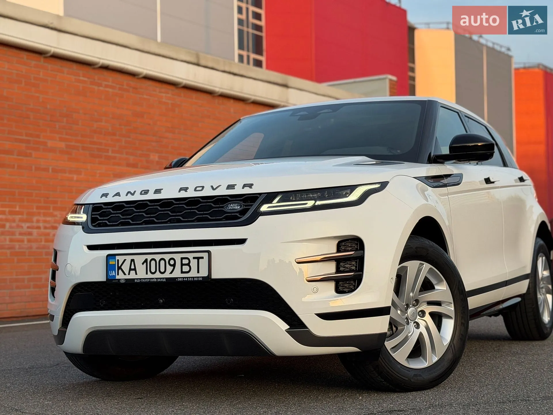 2021 Land Rover Range Rover Evoque - мініатюра 31