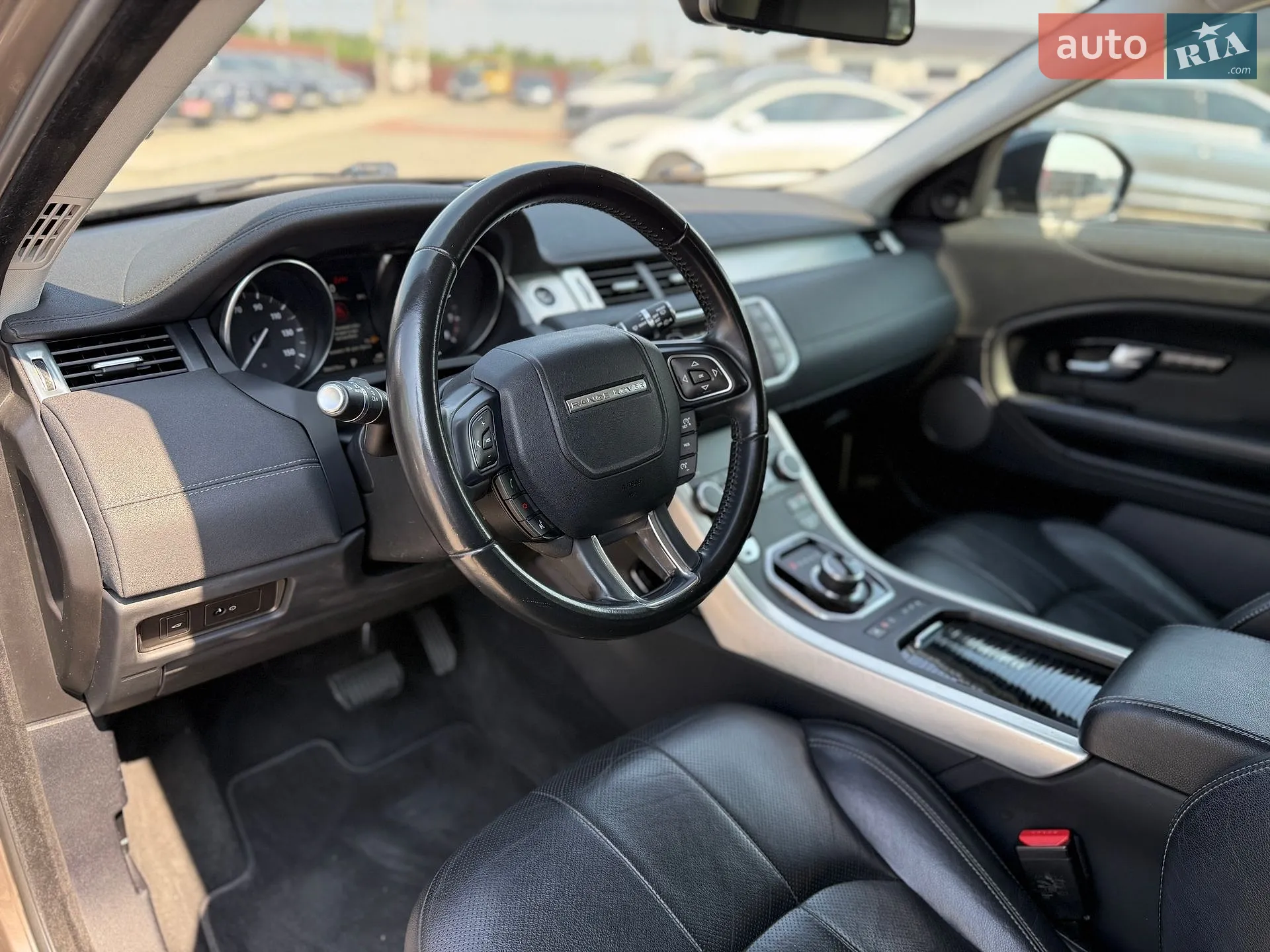 2017 Land Rover Range Rover Evoque - мініатюра 28