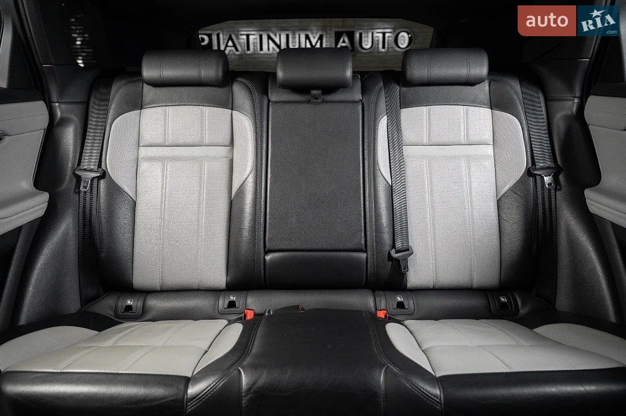 2019 Land Rover Range Rover Evoque - мініатюра 53