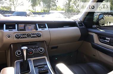 Внедорожник / Кроссовер Land Rover Range Rover Sport 2011 в Киеве