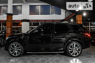 Позашляховик / Кросовер Land Rover Range Rover Sport 2018 в 