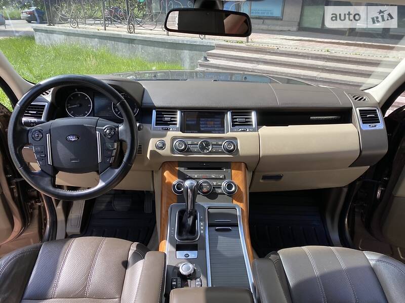 Позашляховик / Кросовер Land Rover Range Rover Sport 2010 в Києві