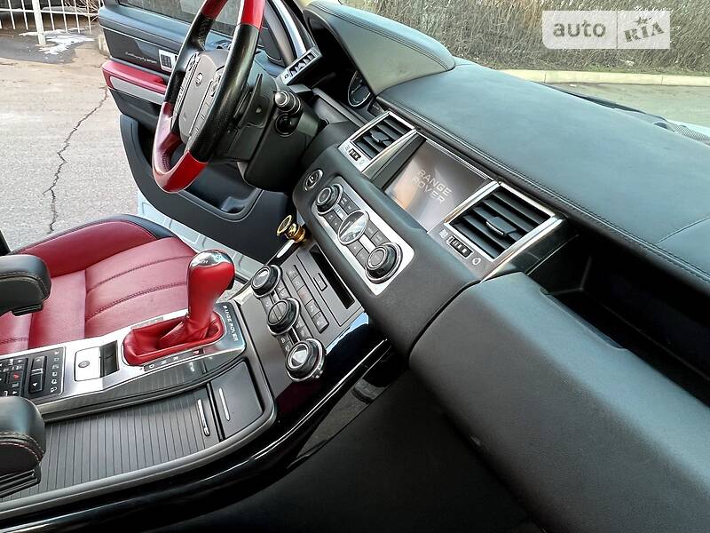 Внедорожник / Кроссовер Land Rover Range Rover Sport 2013 в Кривом Роге