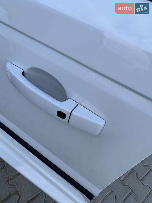 Внедорожник / Кроссовер Land Rover Range Rover Sport 2012 в Одессе